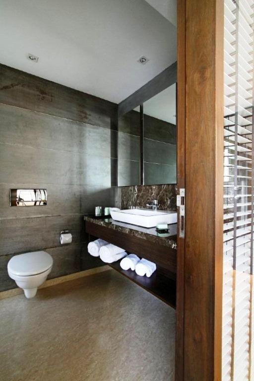 Deluxe Double Room (Complimentary welcome drinks on arrival) Deluxe Double Room (Complimentary welcome drinks on arrival)