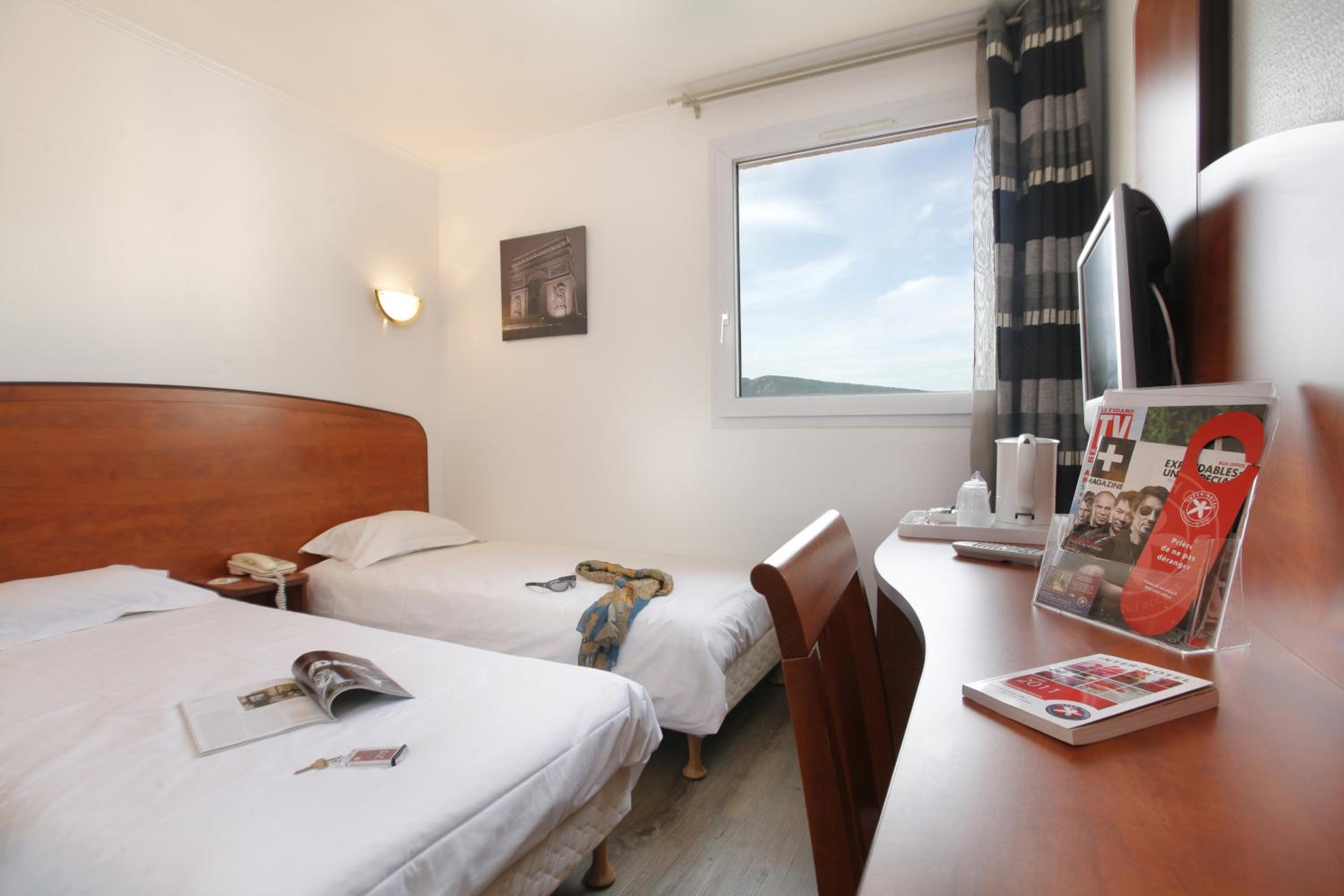 Triple Room - Photo 6