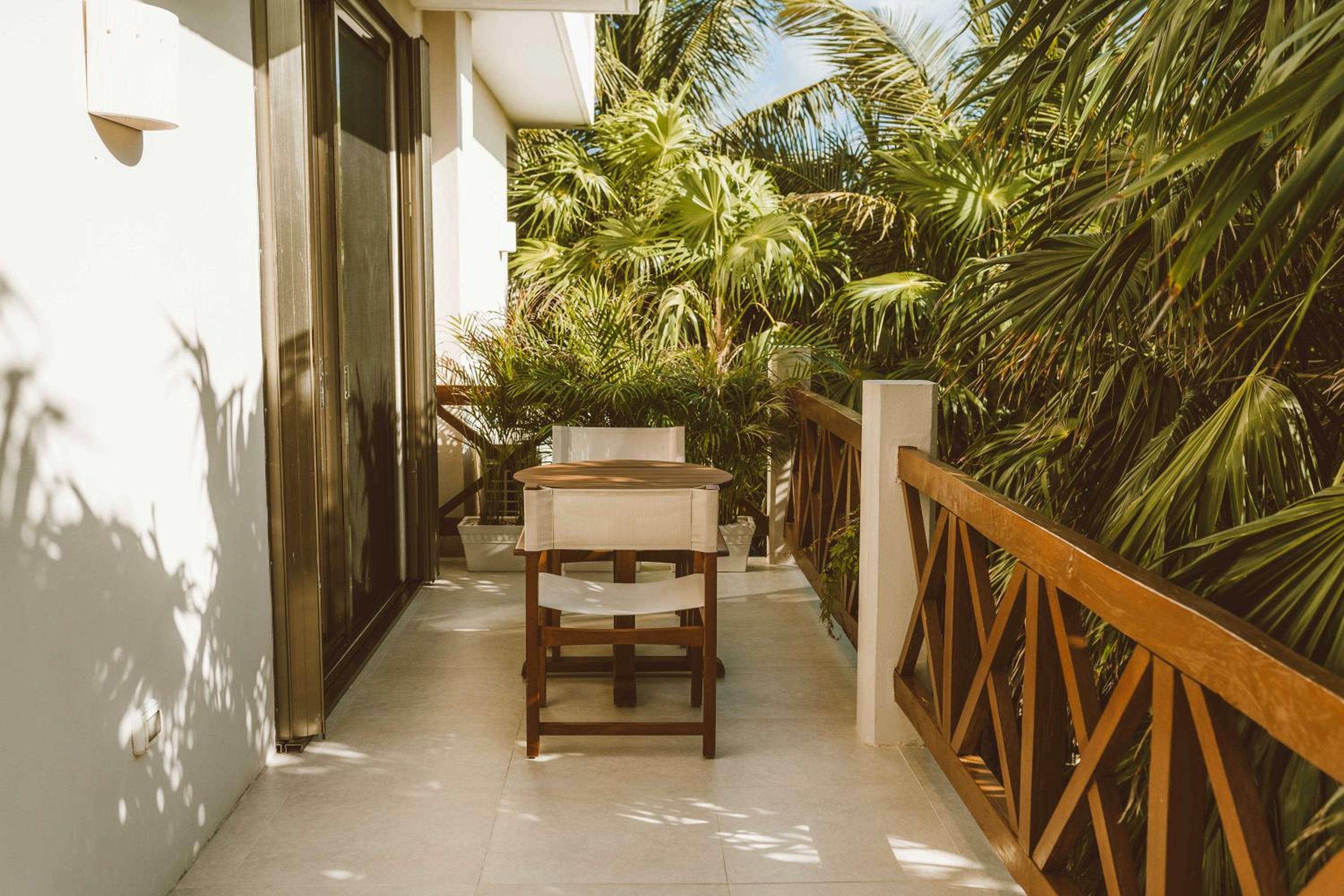 Superior Deluxe Suite Tropical View - Photo 4