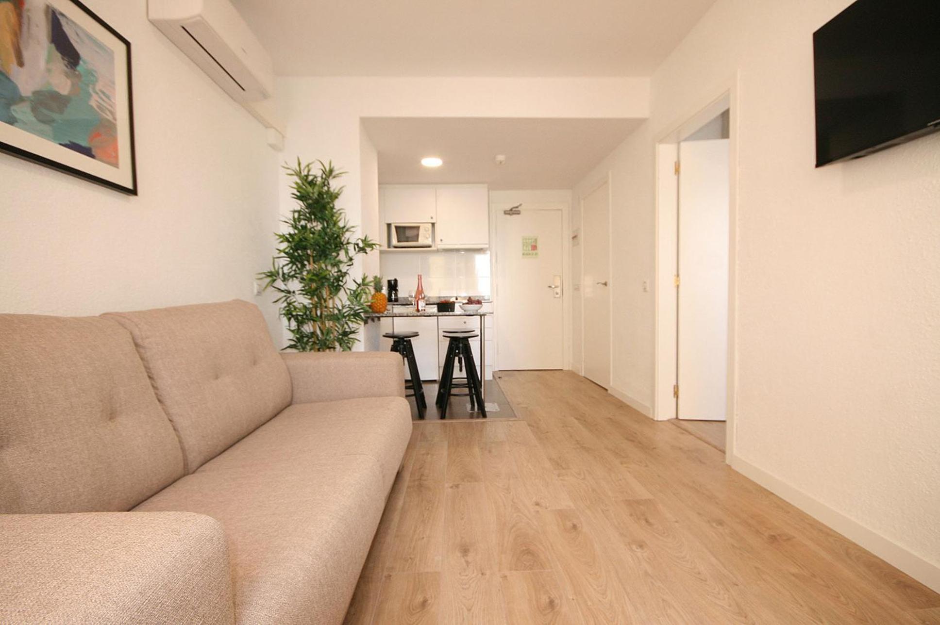 One-Bedroom Apartment - Photo 21