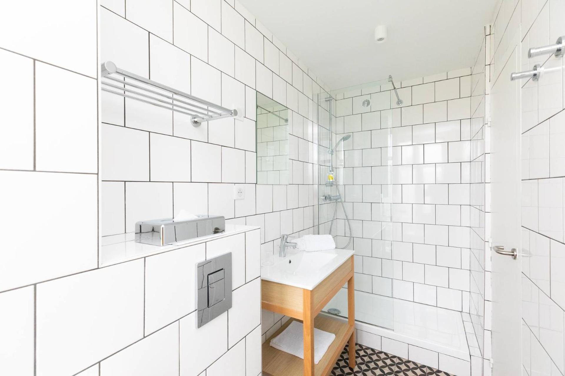 Double Room - Photo 5