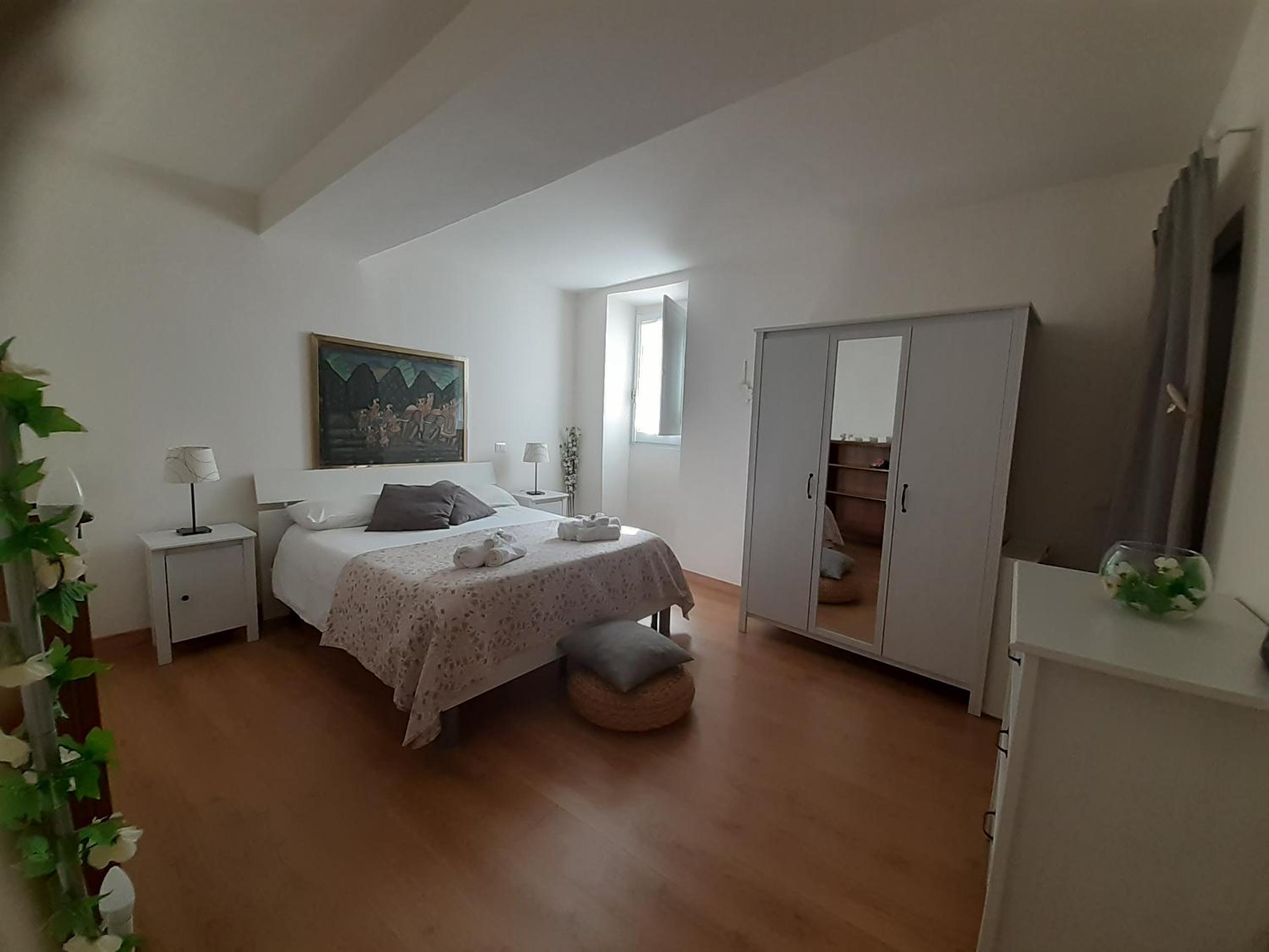 One-Bedroom Apartment - Photo 19