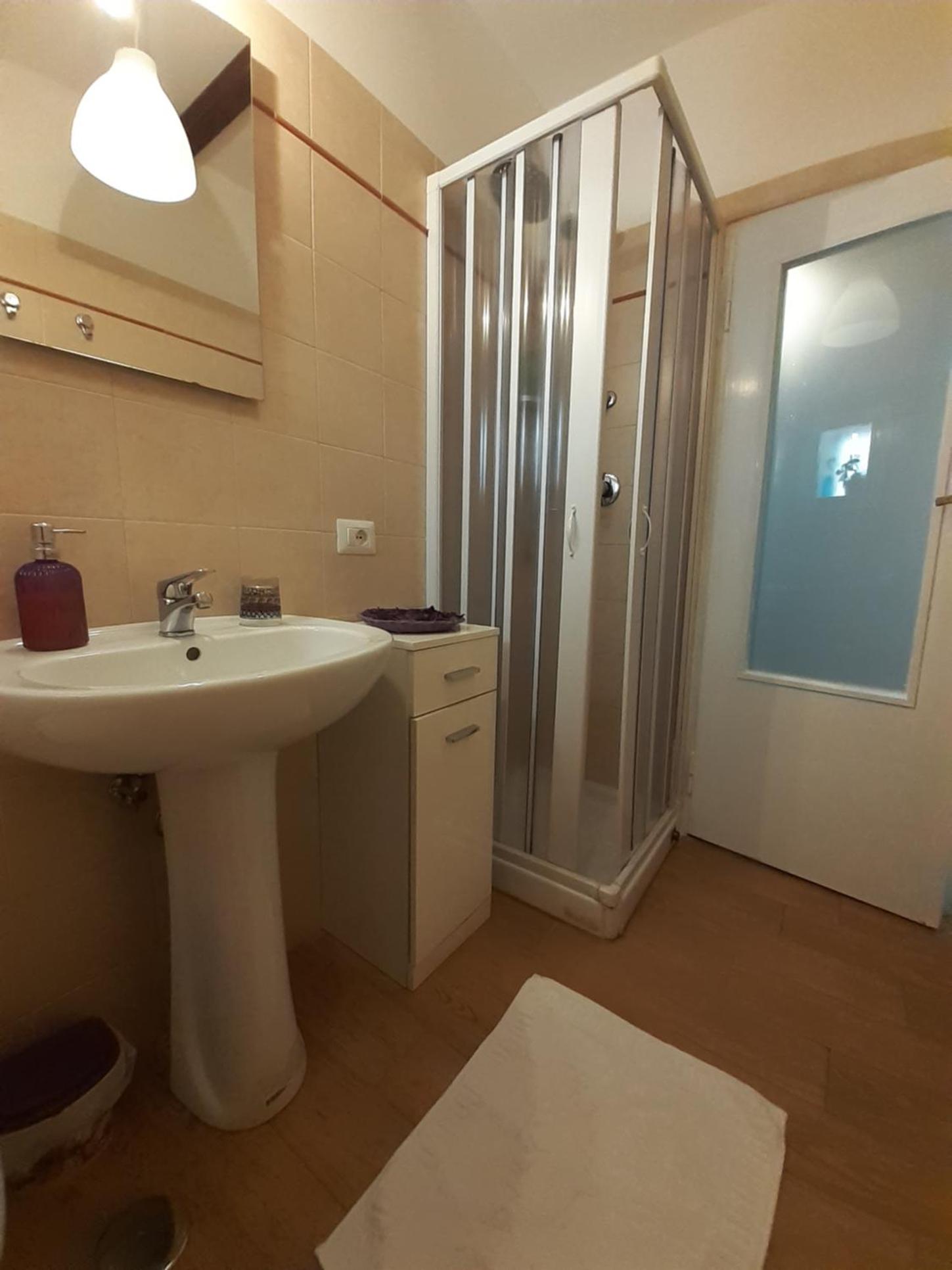 One-Bedroom Apartment - Photo 13