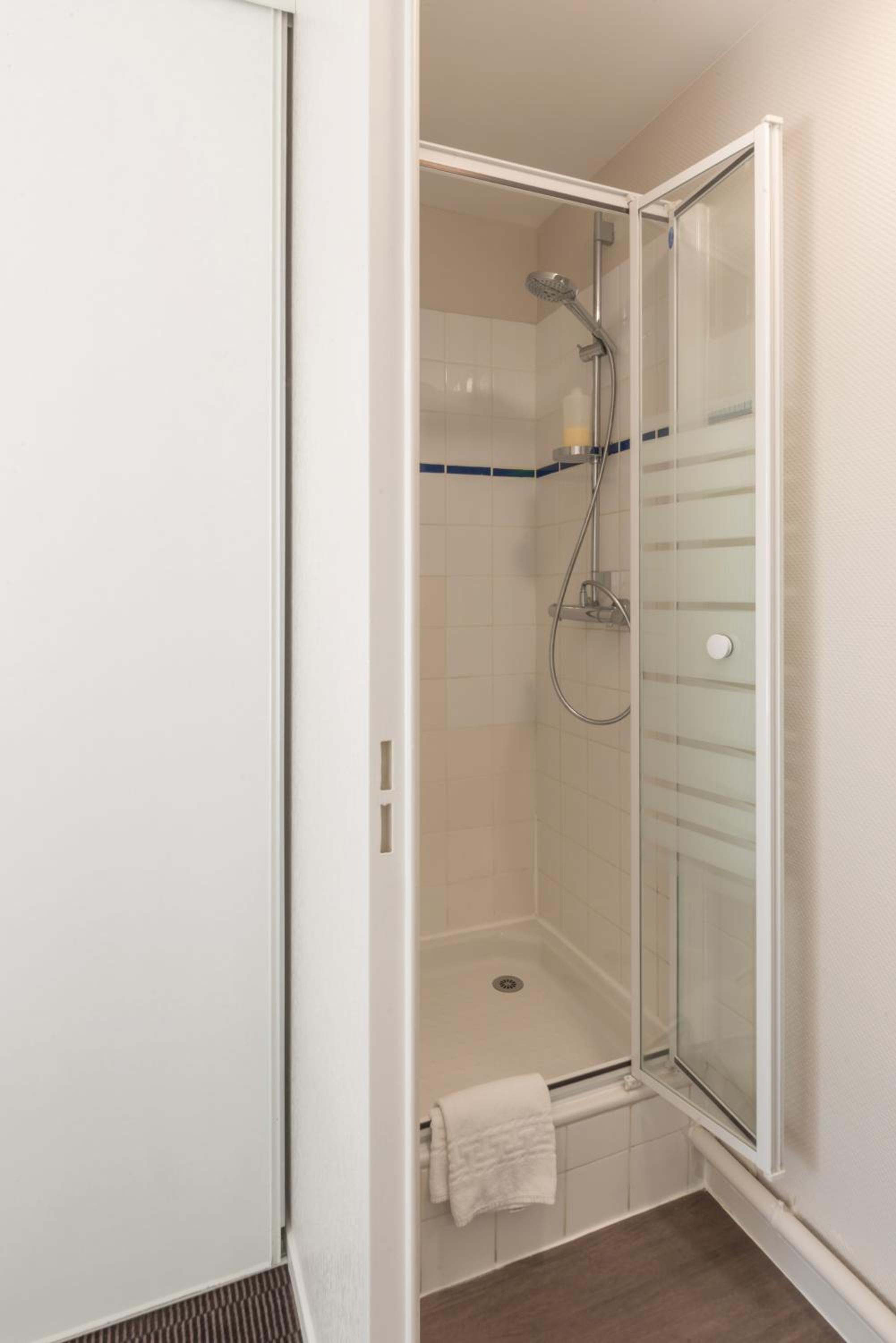 Apartment - Photo 5