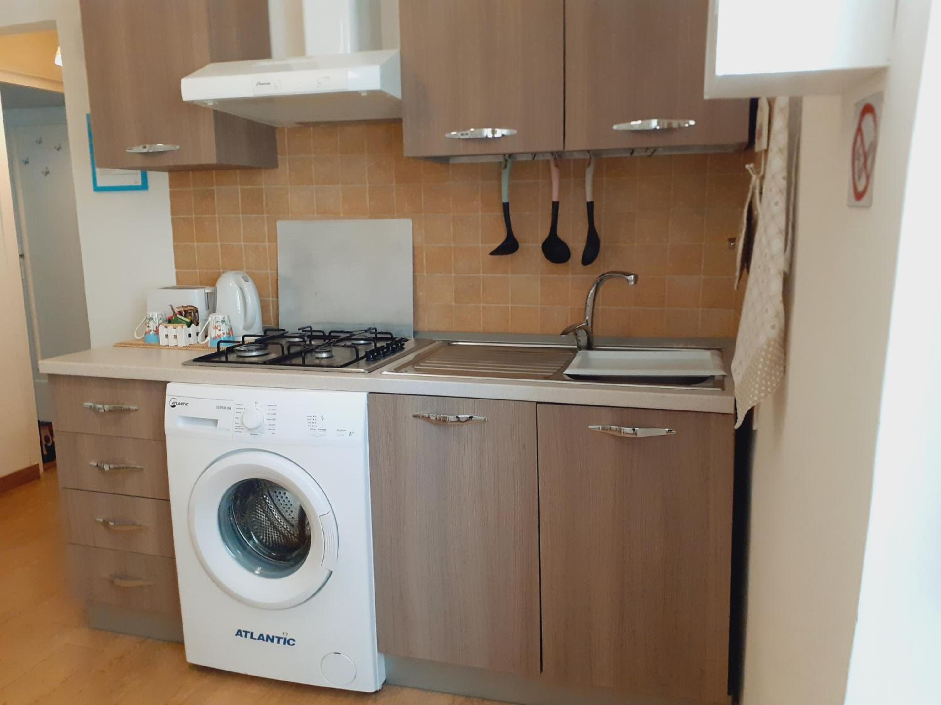 One-Bedroom Apartment - Photo 6