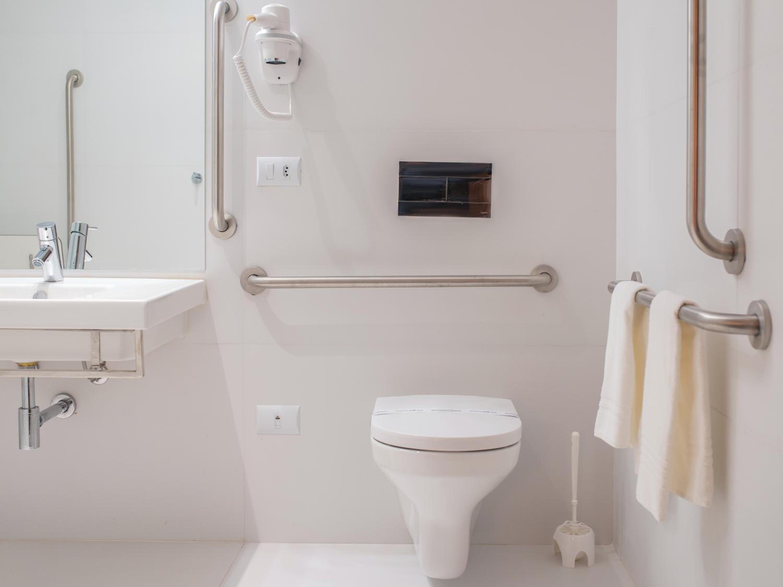Double Room - Disability Access - Photo 3