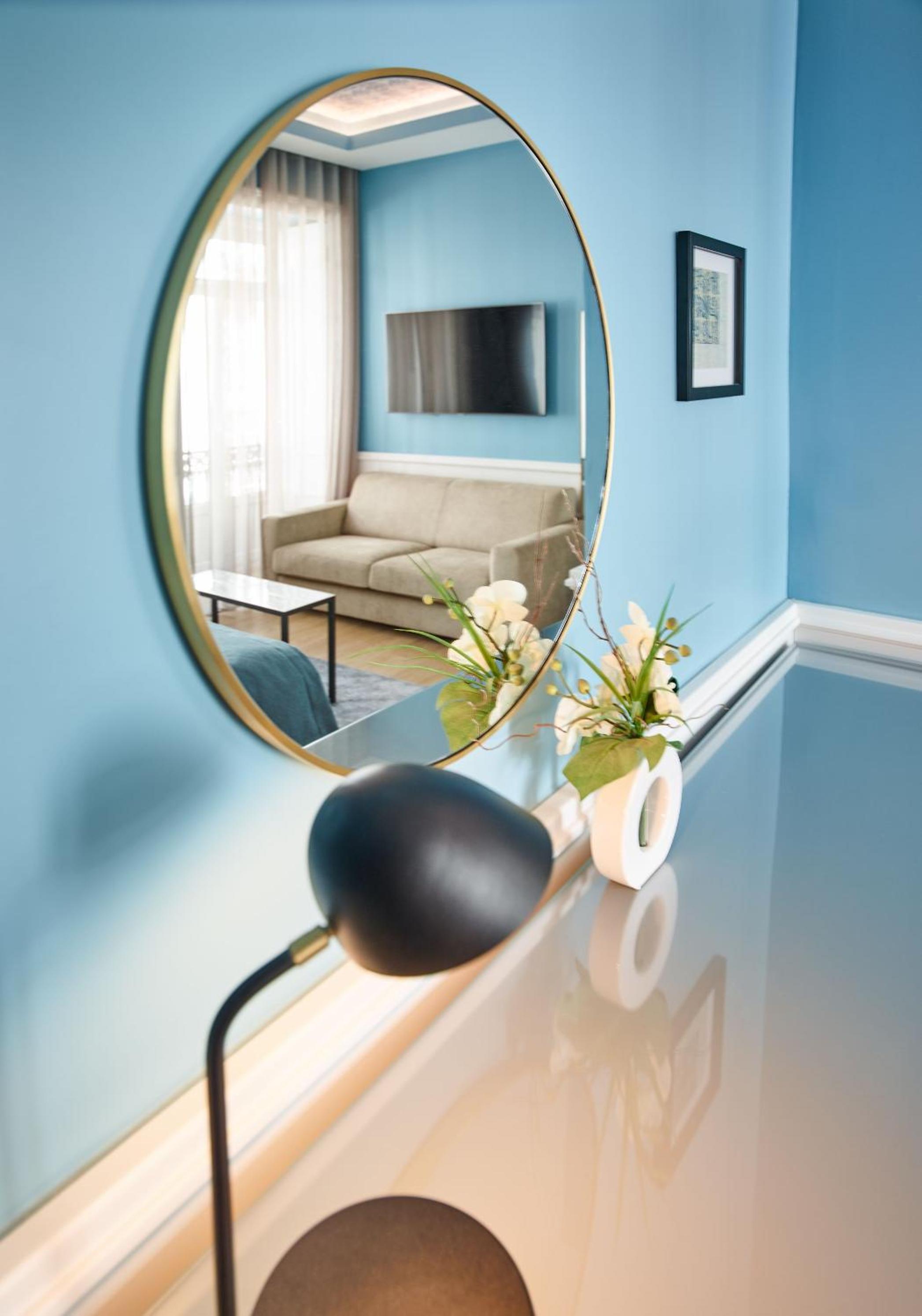 Deluxe Double or Twin Room - Photo 7
