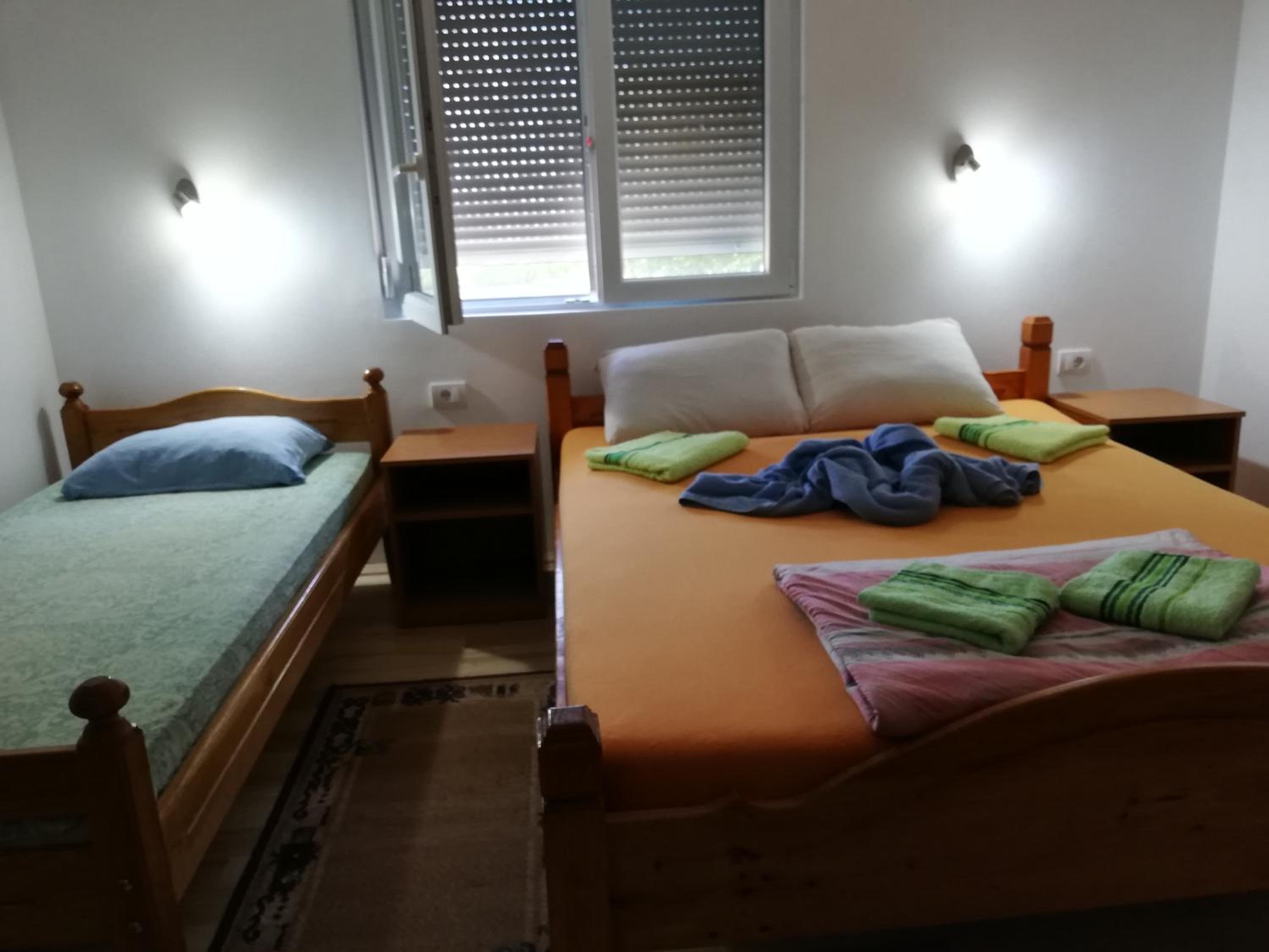 Triple Room with Bathroom photo 3