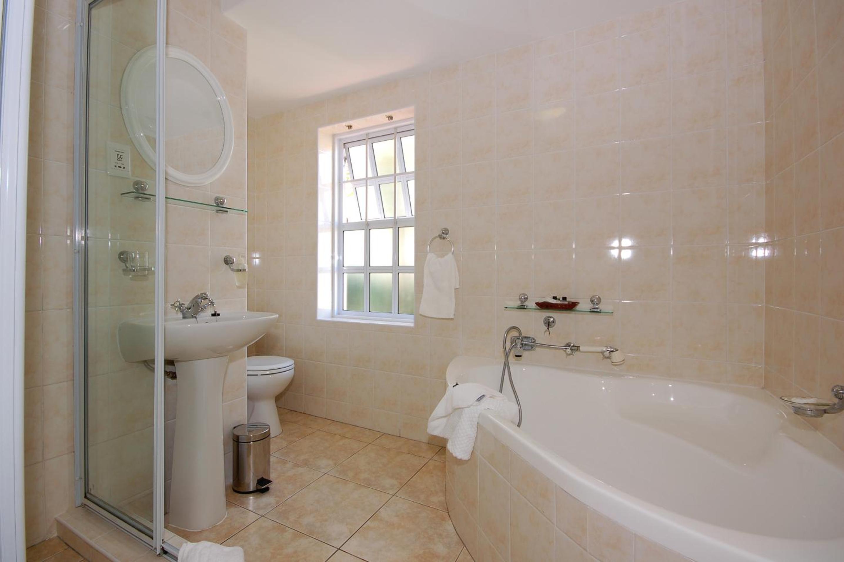 Superior Double or Twin Room with Garden View - Photo 2