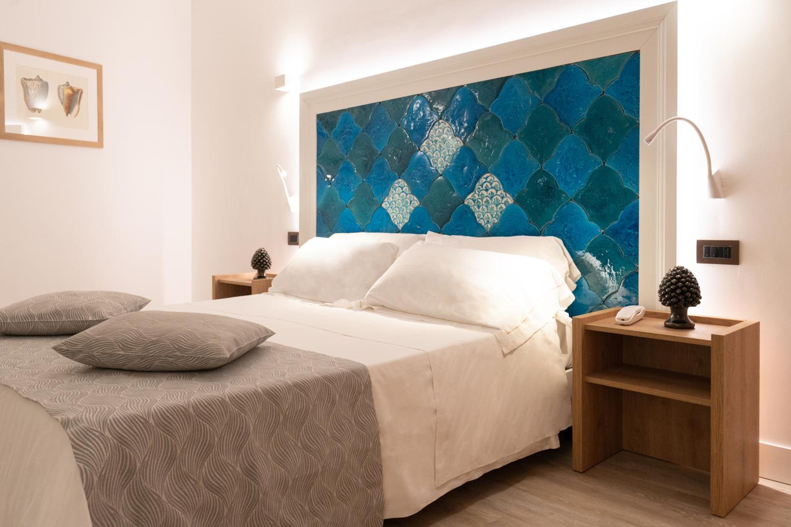 Standard Double Room - Photo 5