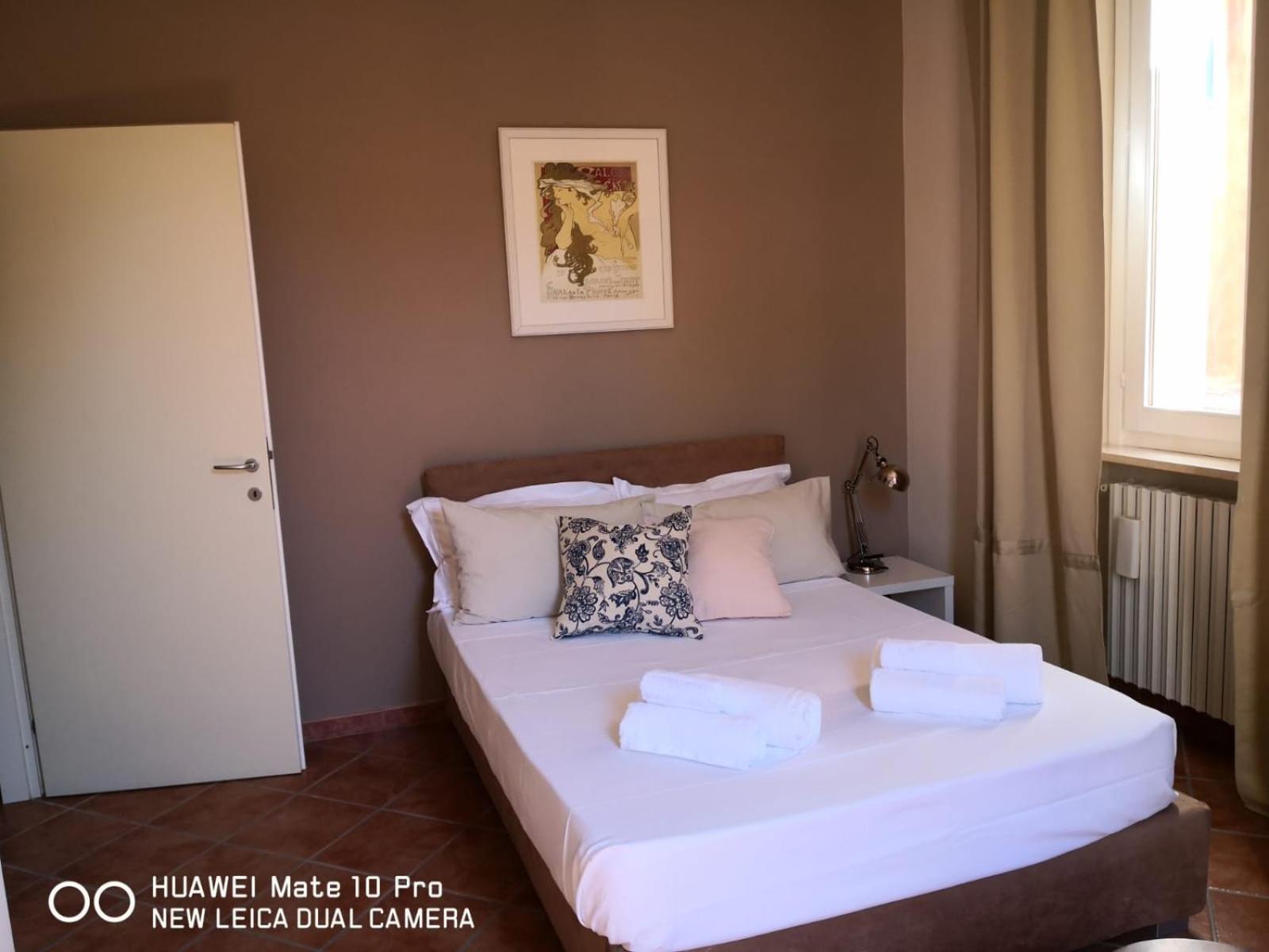 Family Room with Private Bathroom - Photo 1