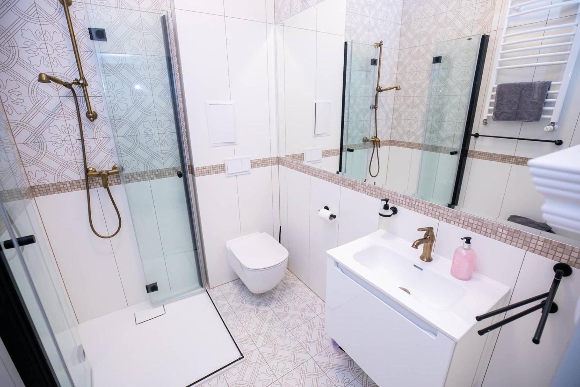 One-Bedroom Apartment - Photo 8