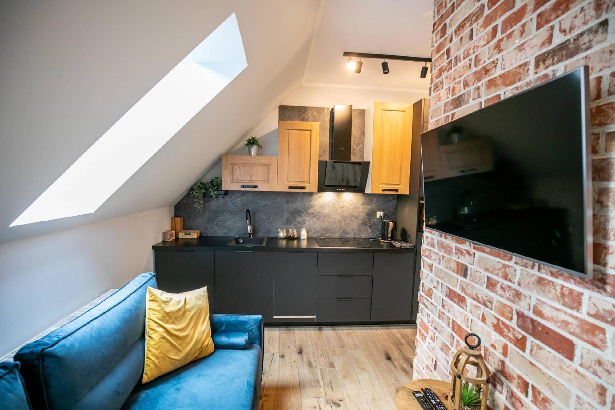One-Bedroom Apartment - Photo 7