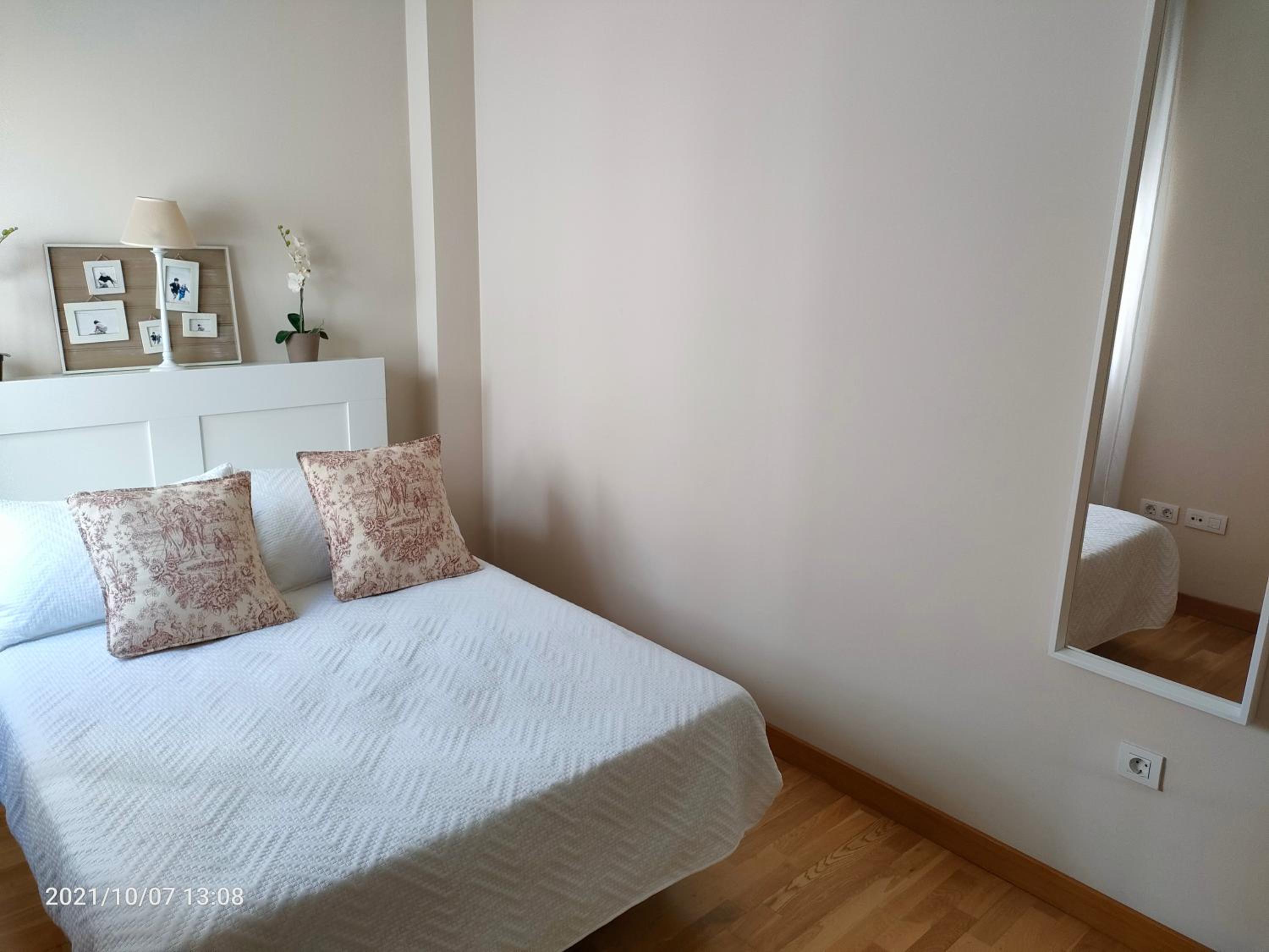 Two-Bedroom Apartment - Photo 27