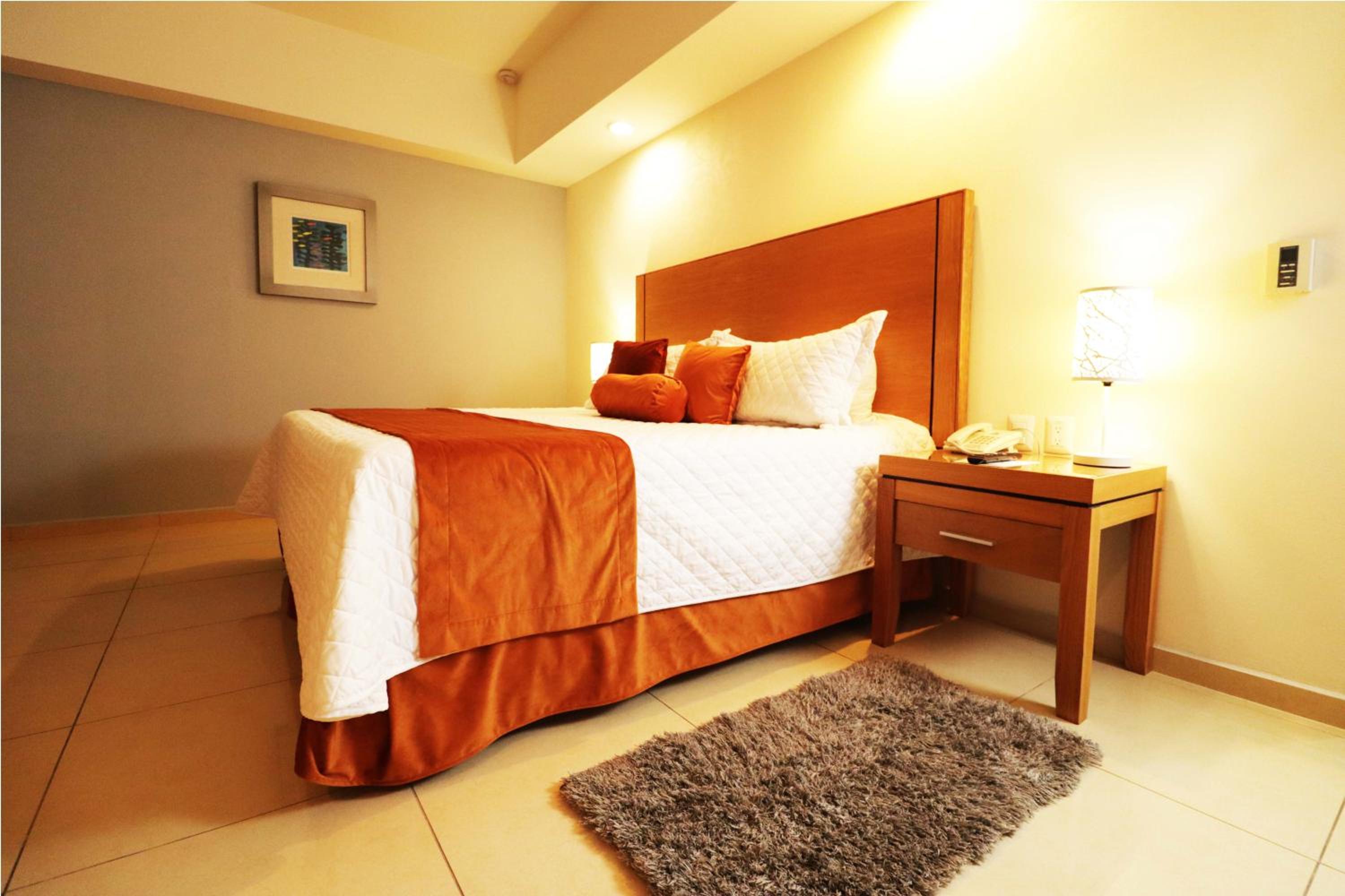 Deluxe Suite photo 3