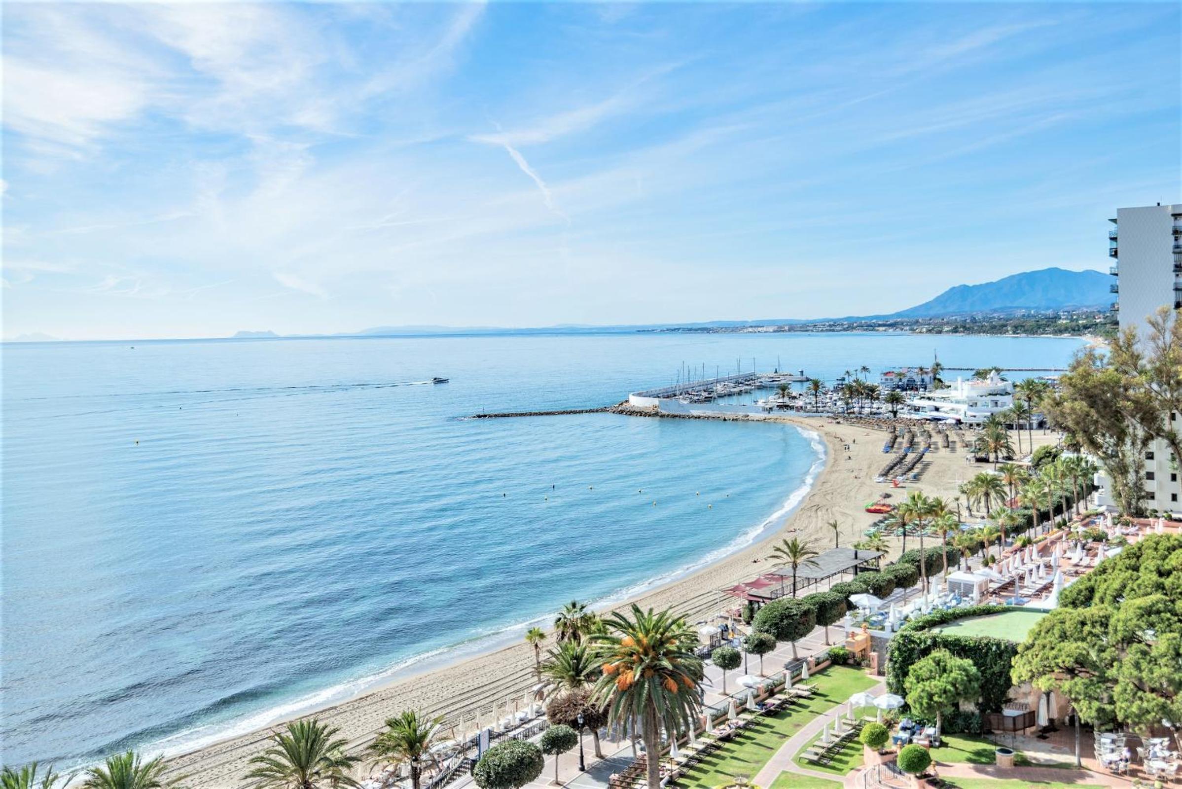 Apartment with Sea View - Photo 42