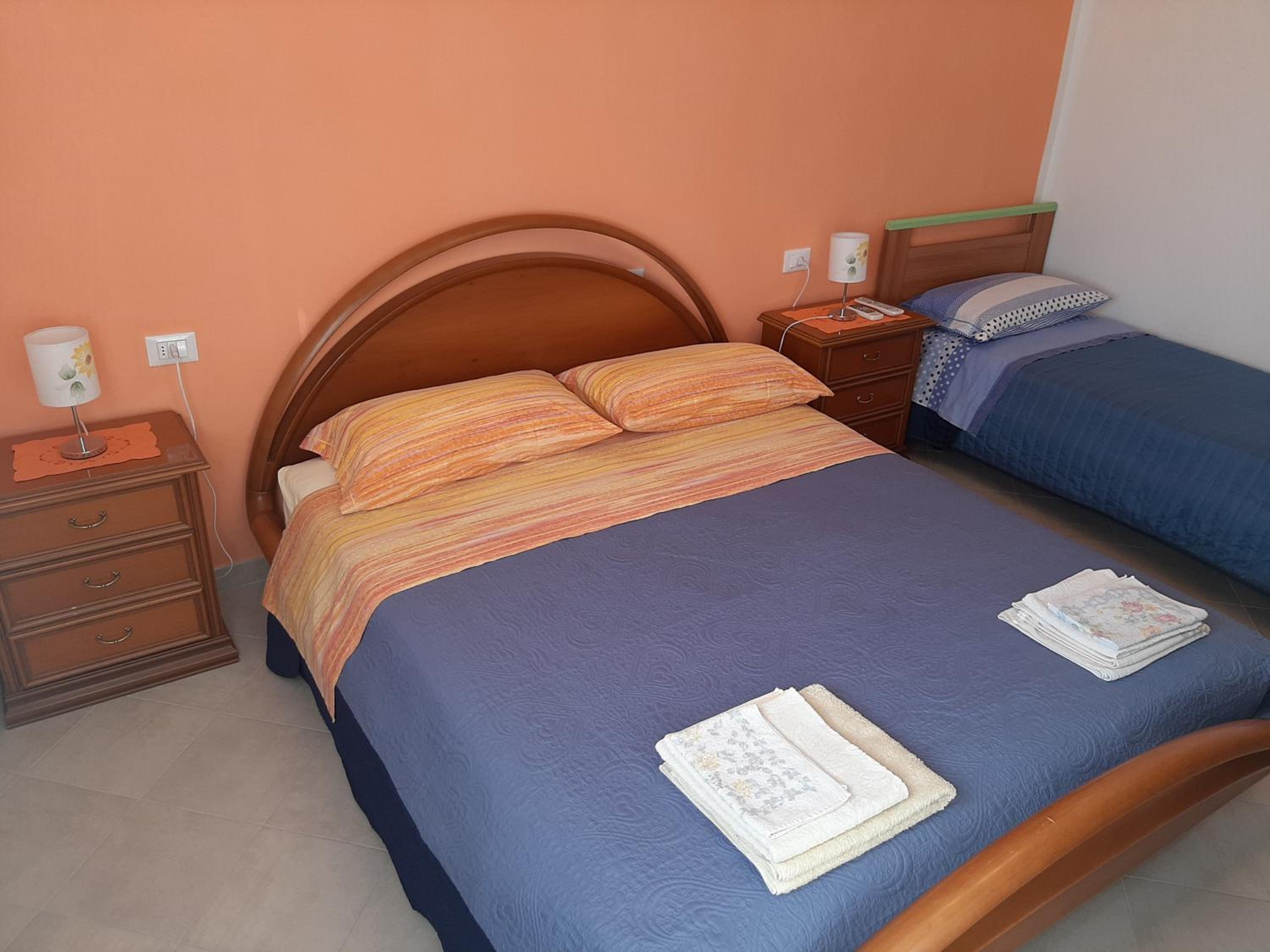 Double Room - Photo 6