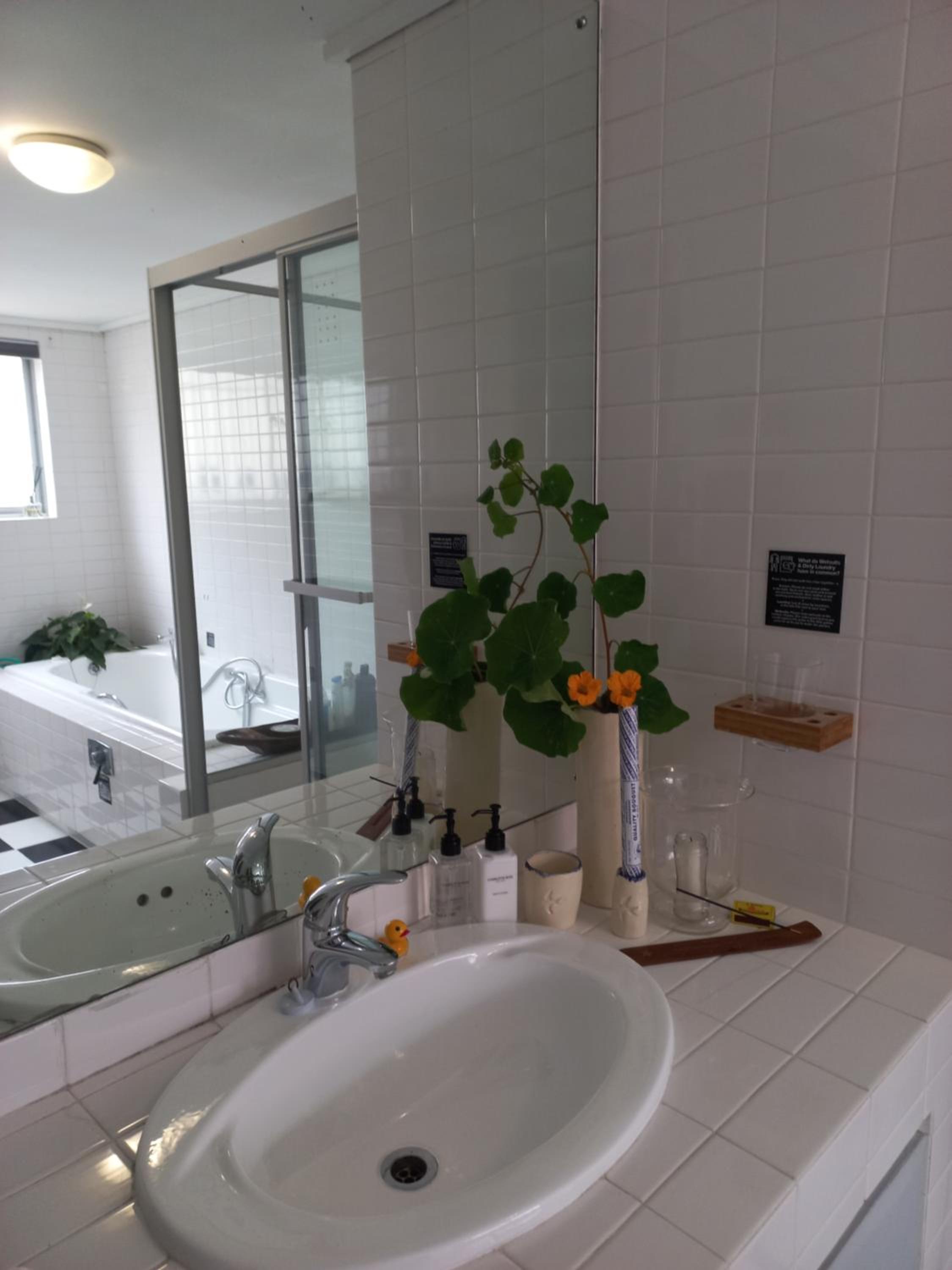 One-Bedroom Apartment - Photo 84