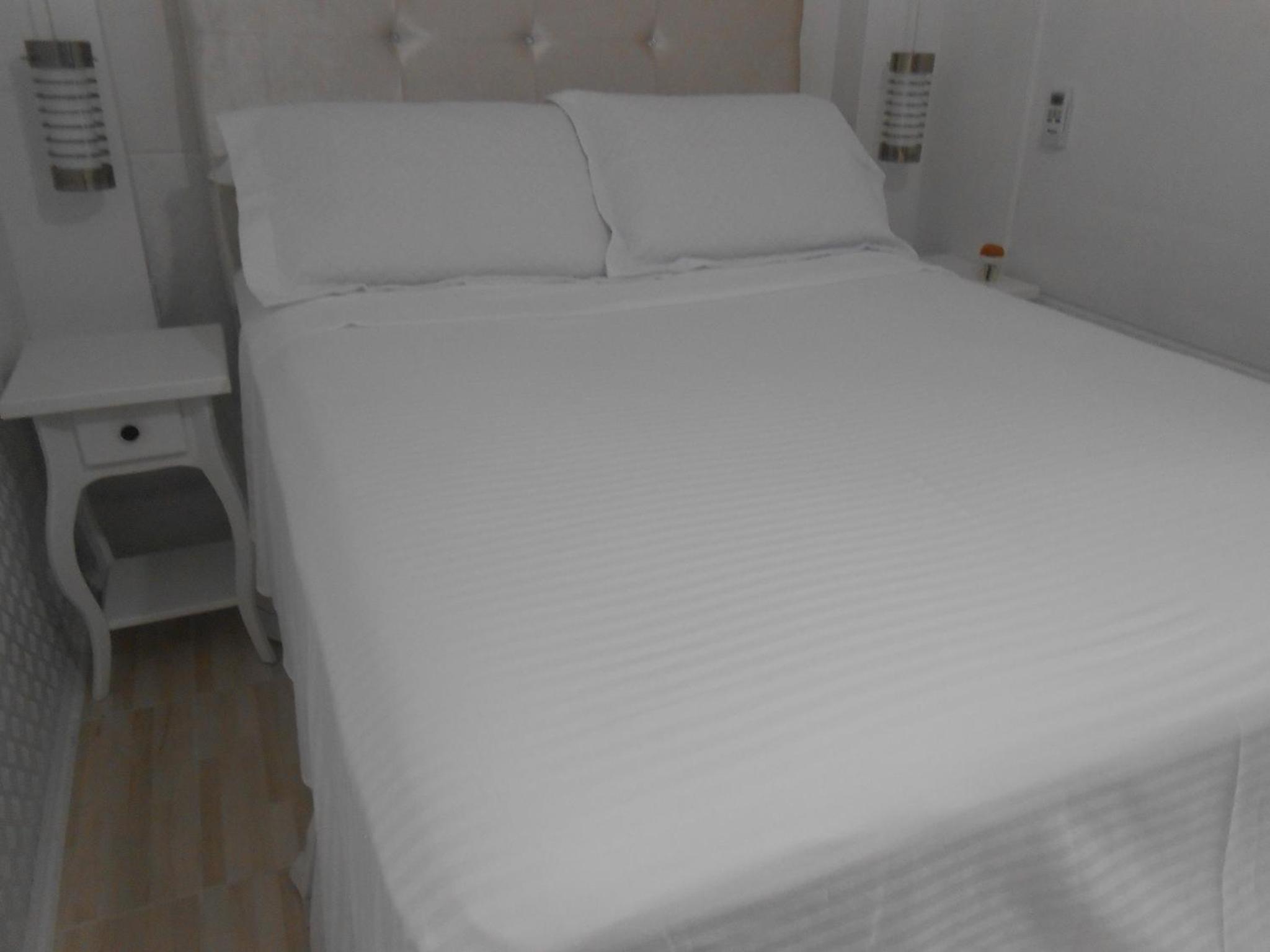 Suite with Balcony - Photo 7
