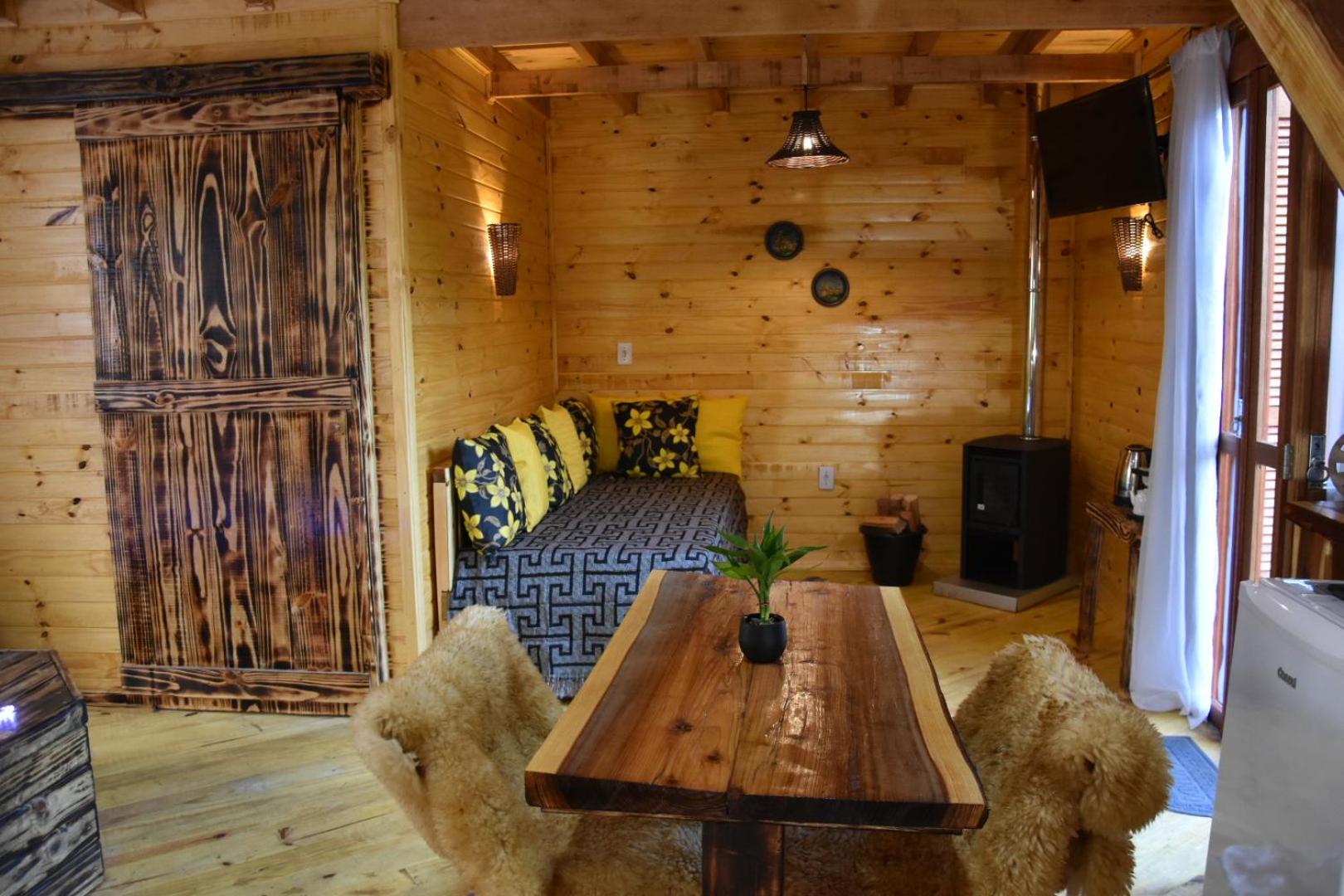 Deluxe Double Room with Balcony - Photo 3