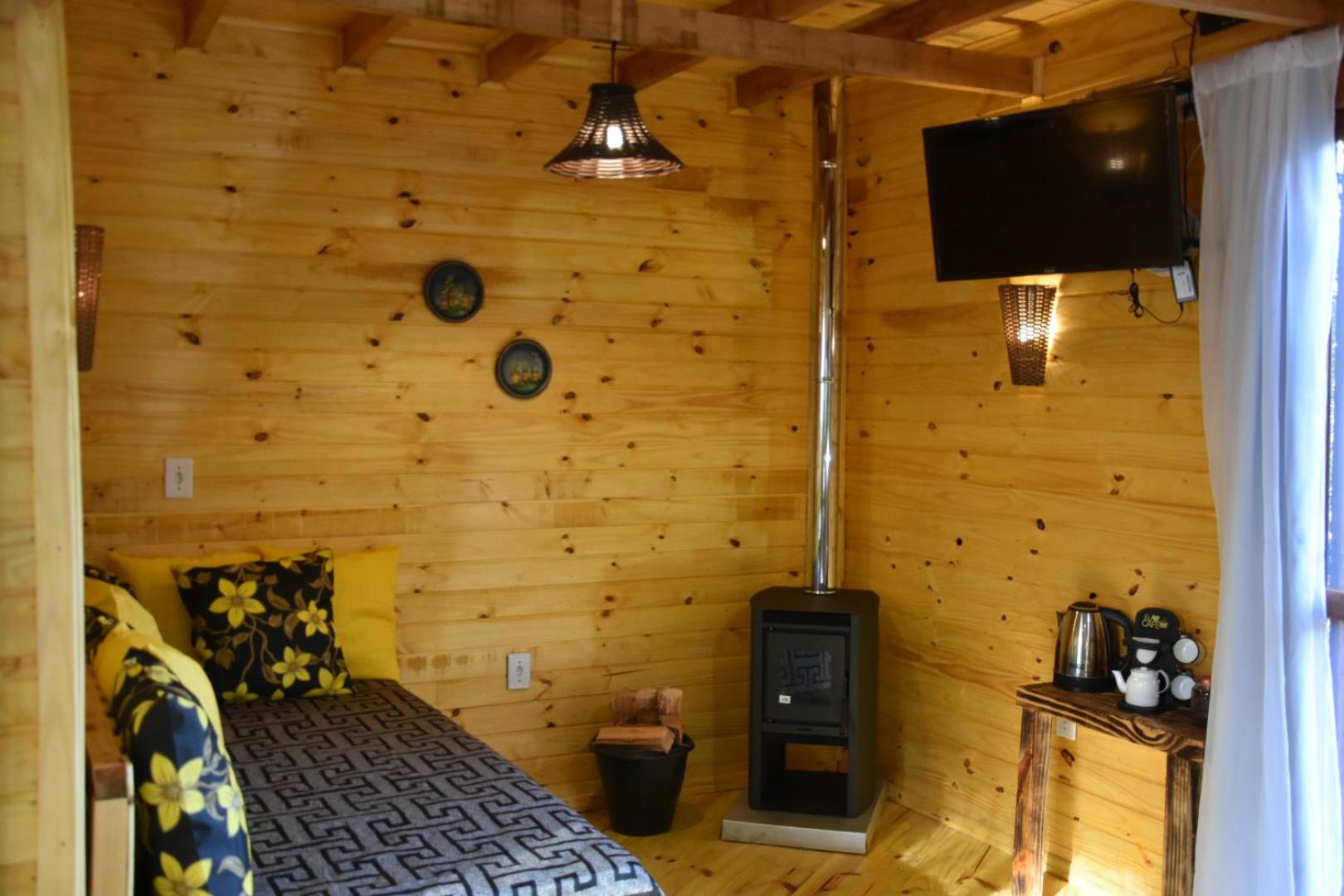 Deluxe Double Room with Balcony - Photo 18