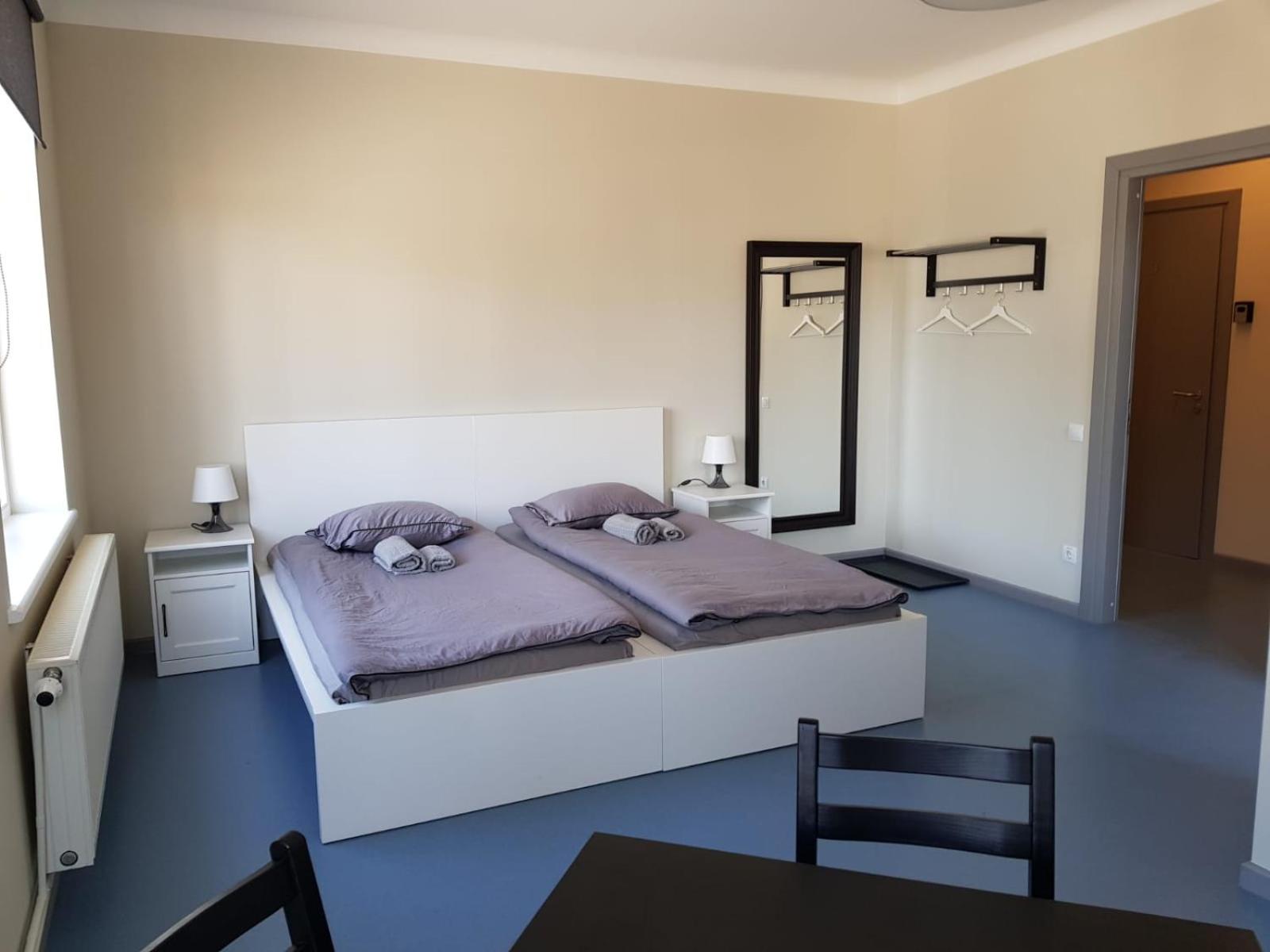 Twin Room with Shower - Photo 3