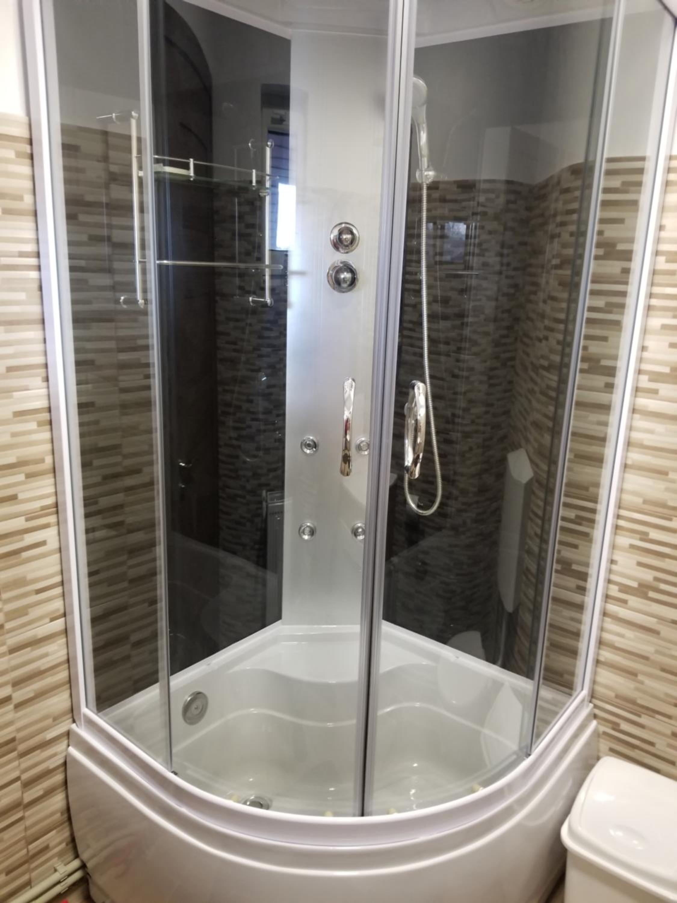 Deluxe Double Room with Shower photo 2