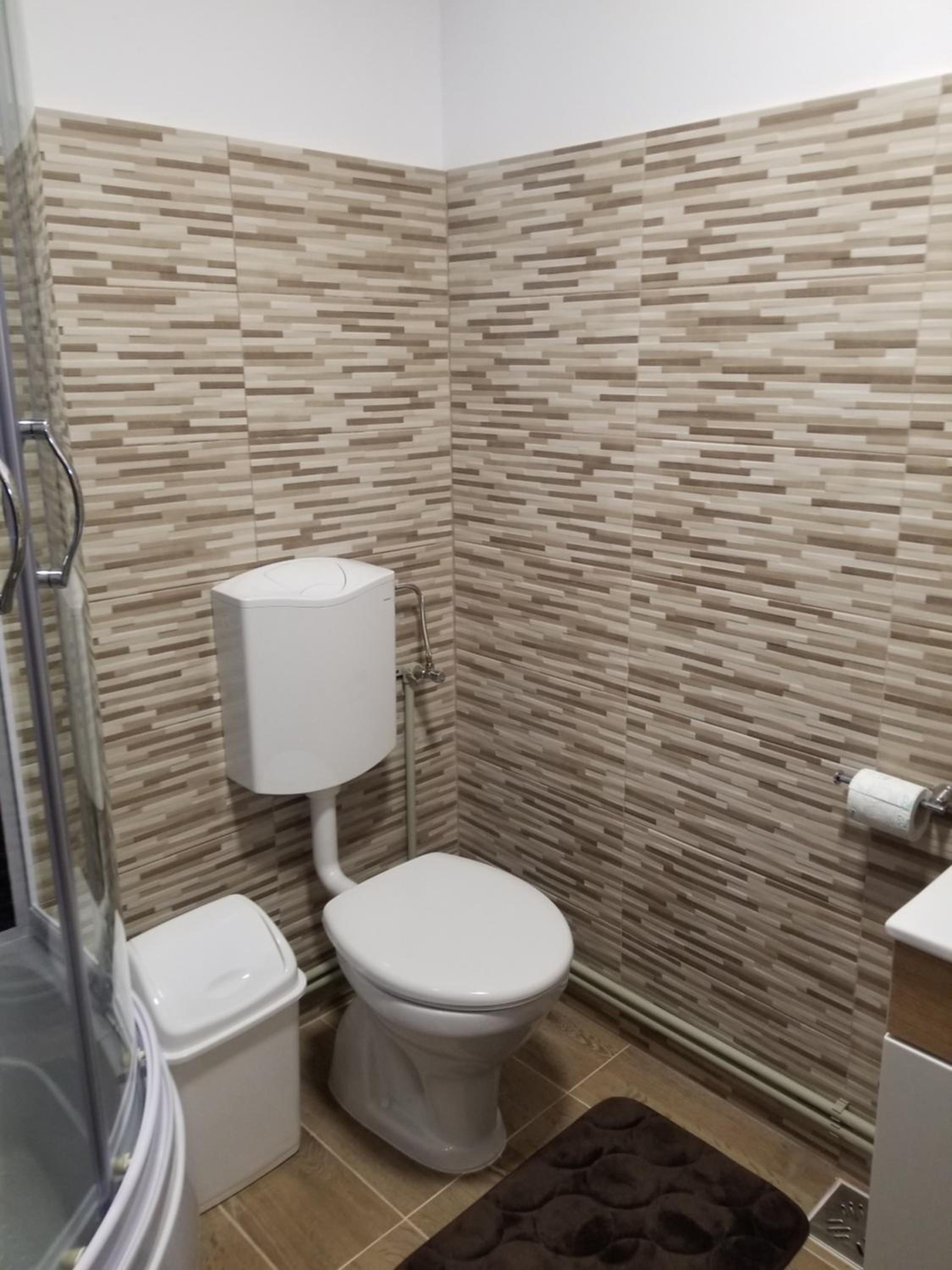 Deluxe Double Room with Shower photo 3