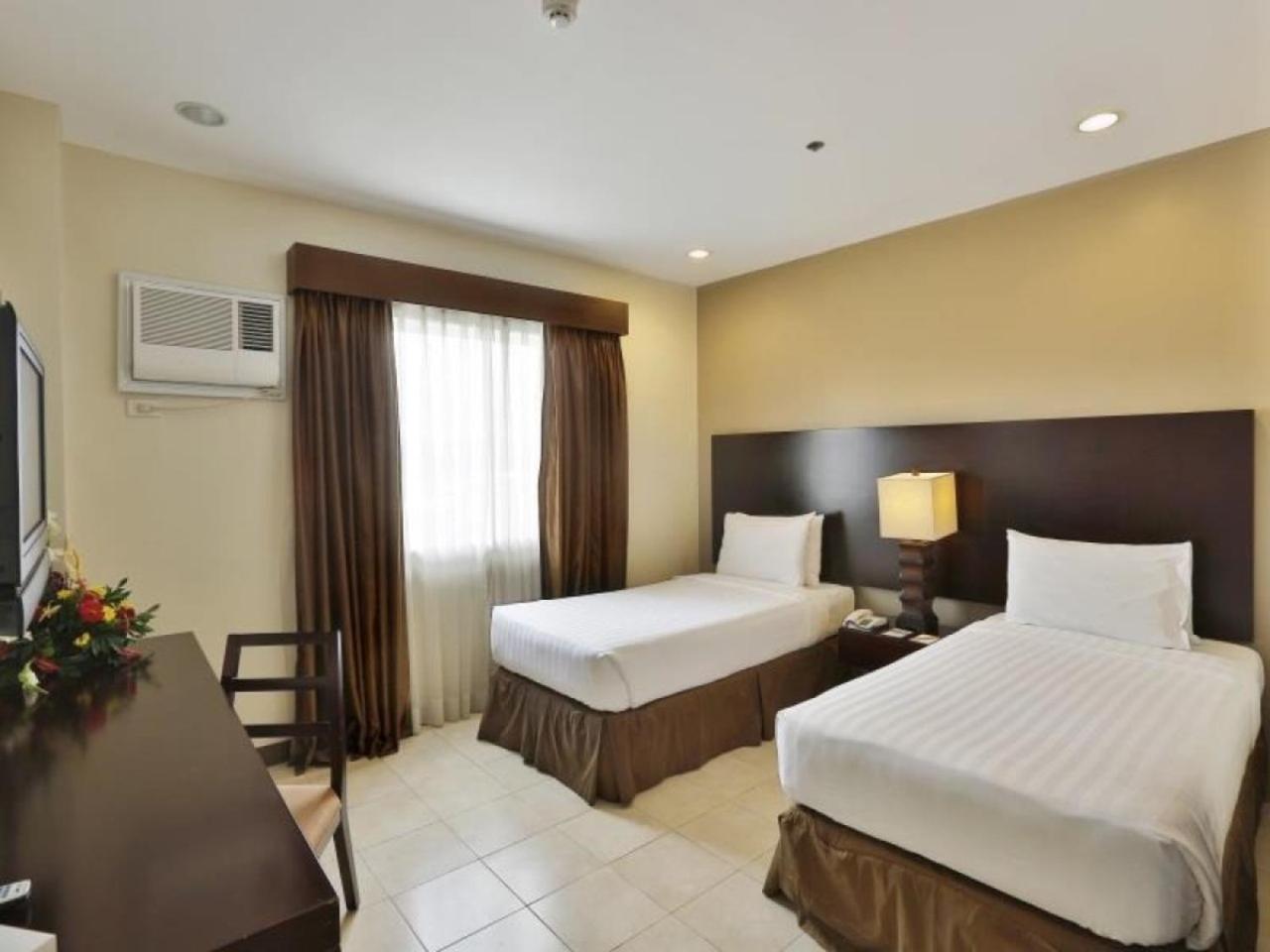Deluxe Suite - Photo 4