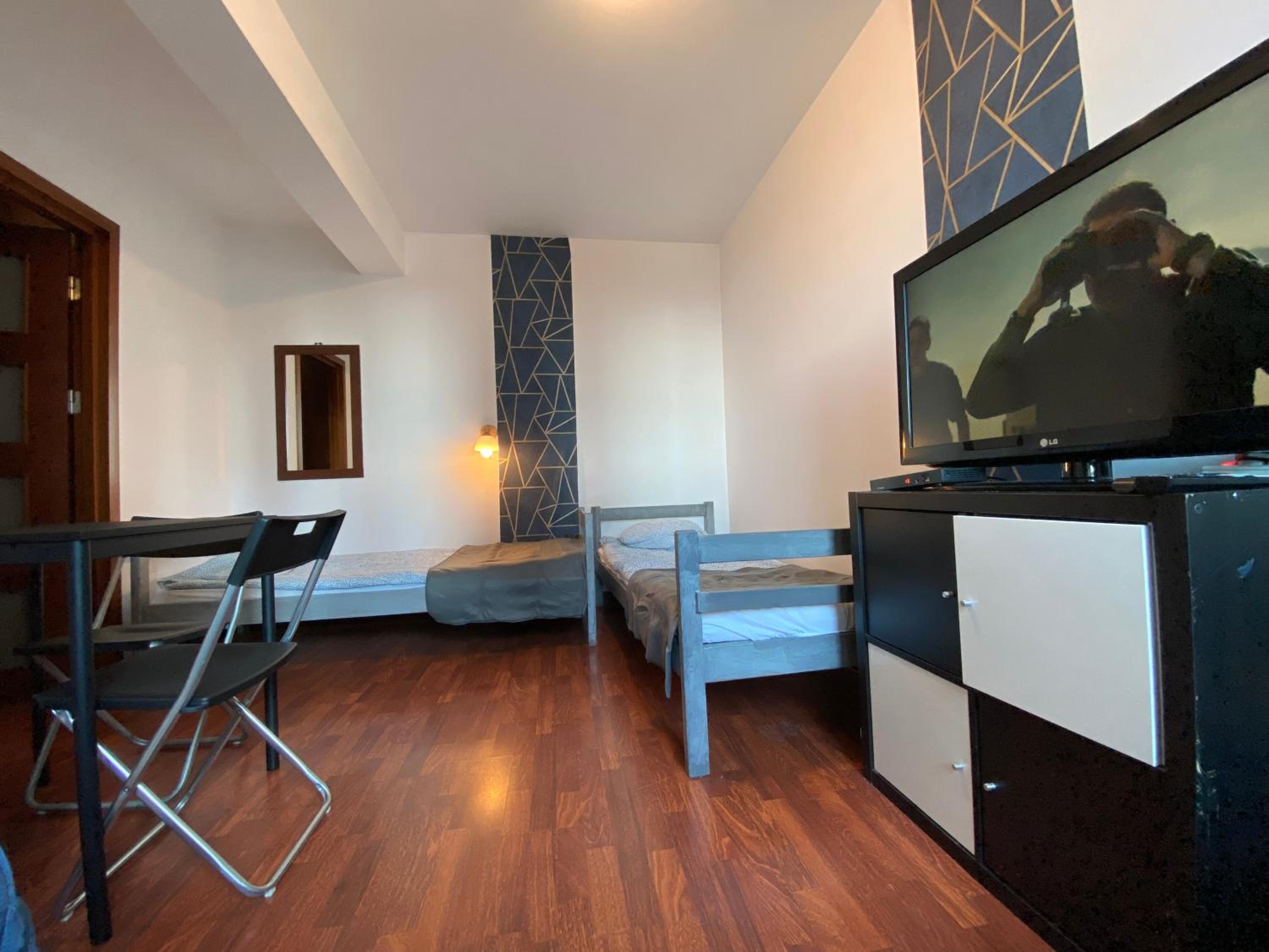 Triple Room - Photo 11