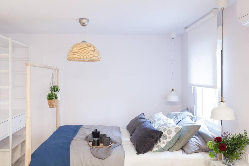 Studio with Sofa Bed photo 2