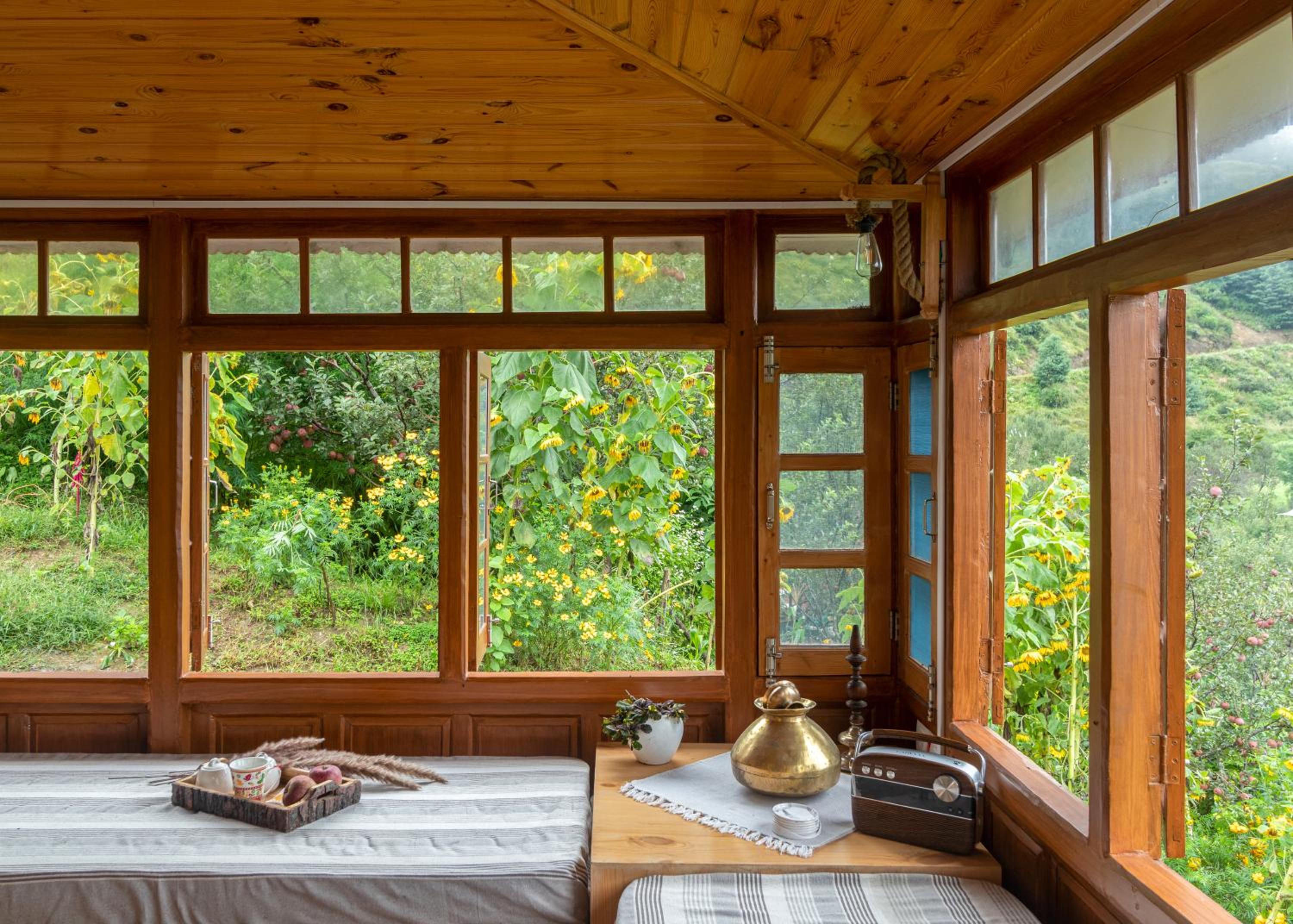 King Room with Mountain View photo 1