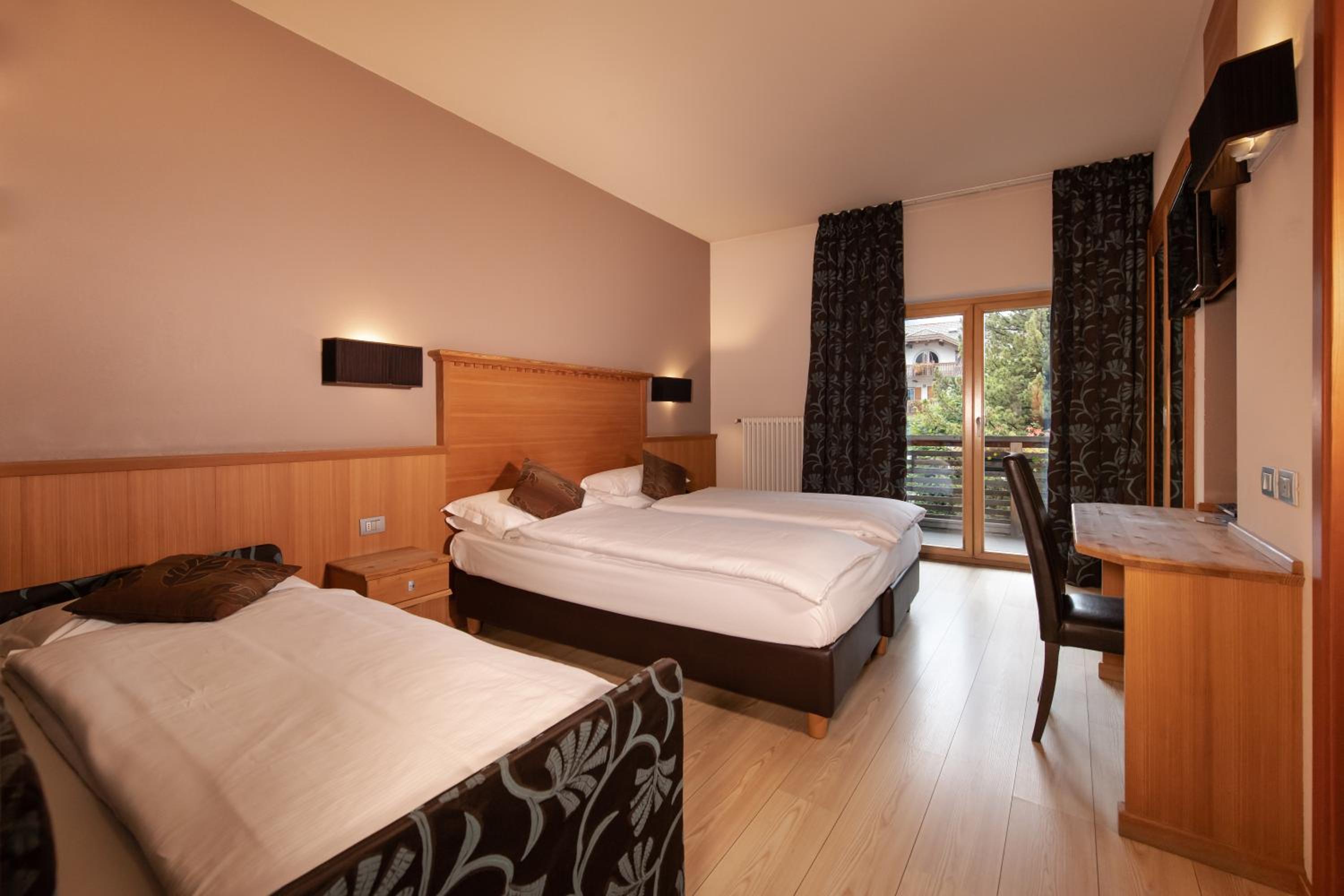 Triple Room - Photo 2