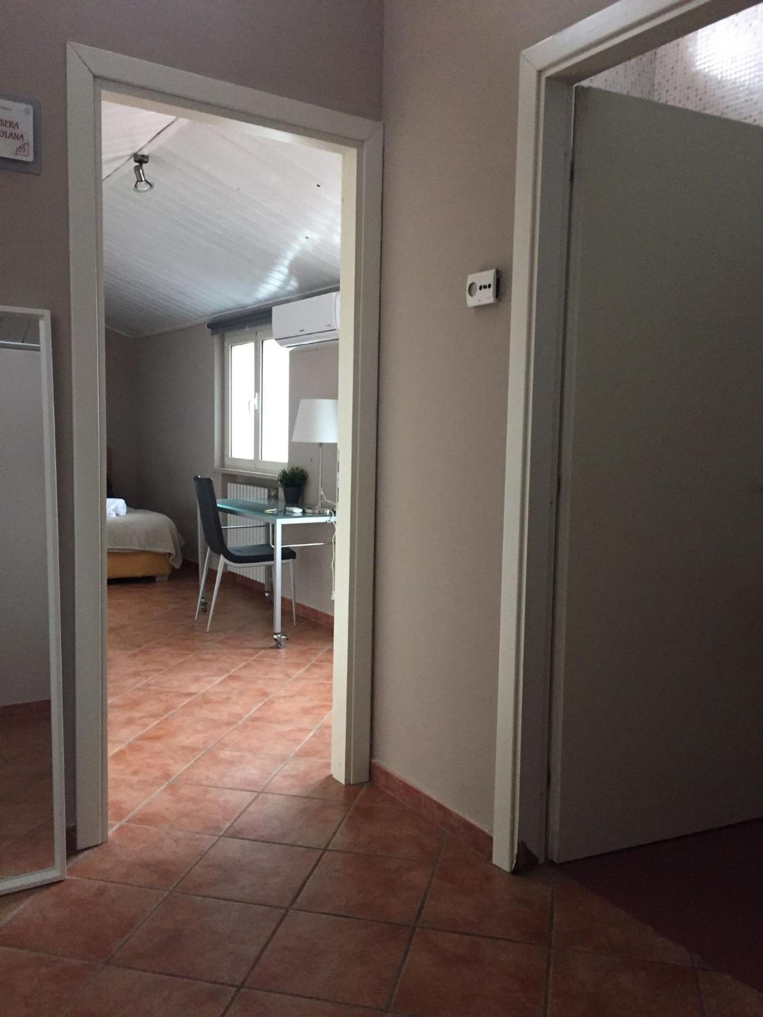 Comfort Triple Room with Shower - Photo 9