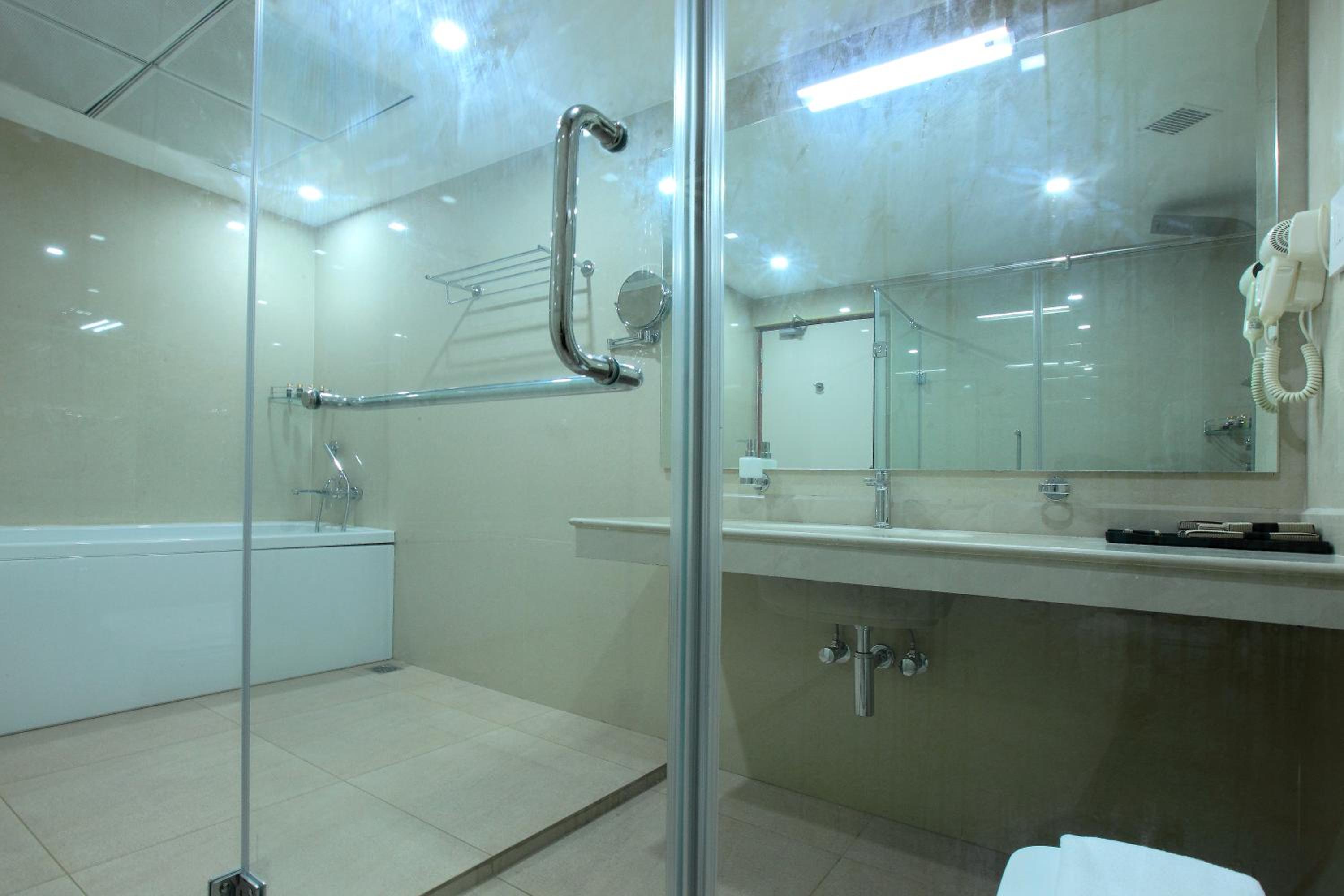 Suite with Balcony photo 2