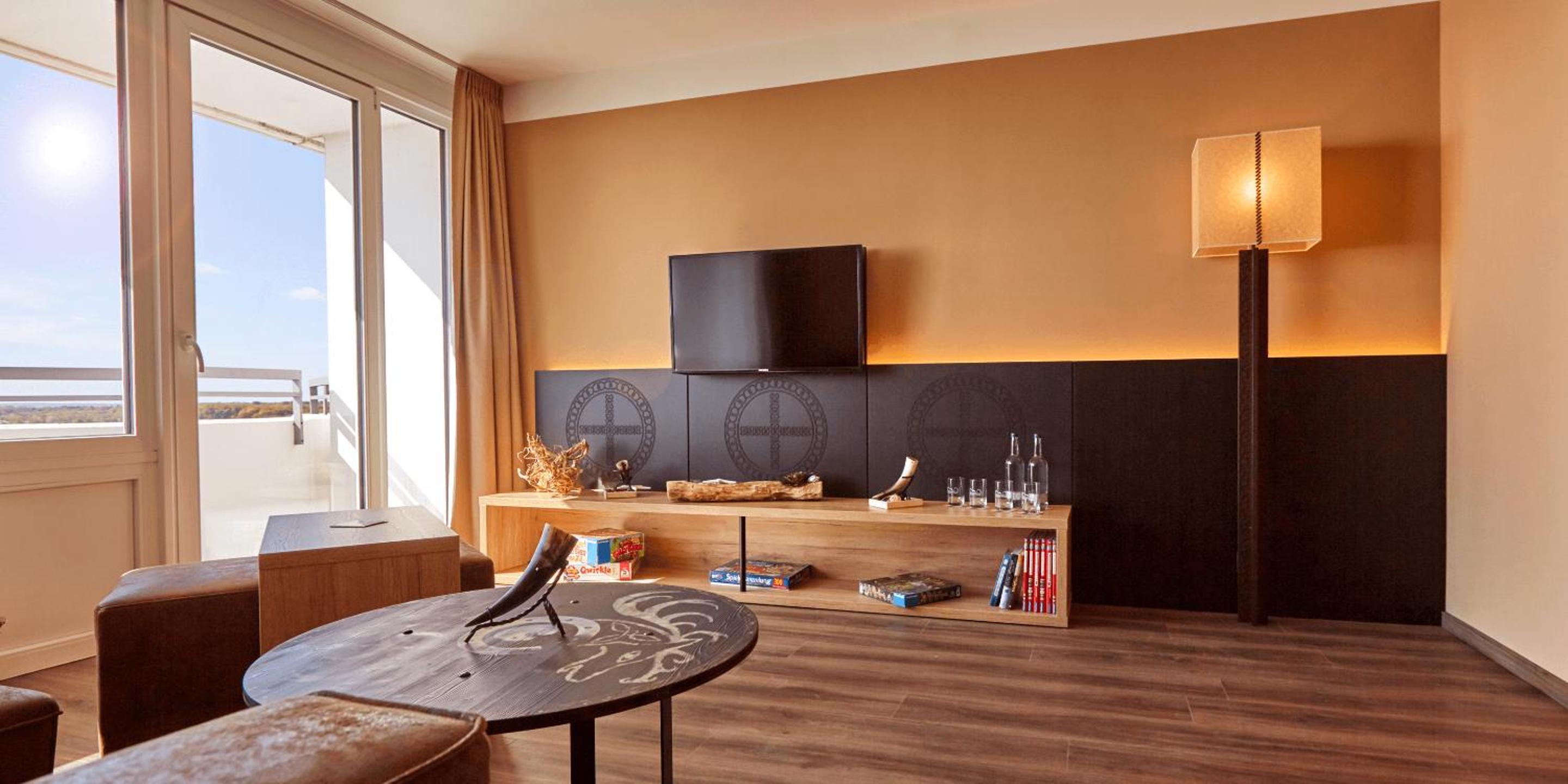 Family Suite with Sea View thumbnail 5