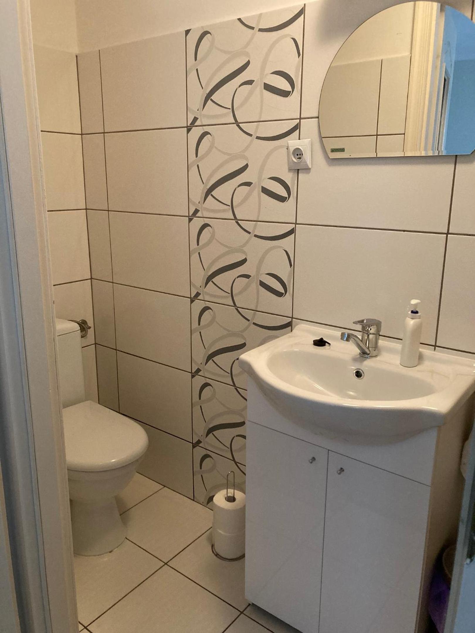 Double Room with Private Bathroom photo 3