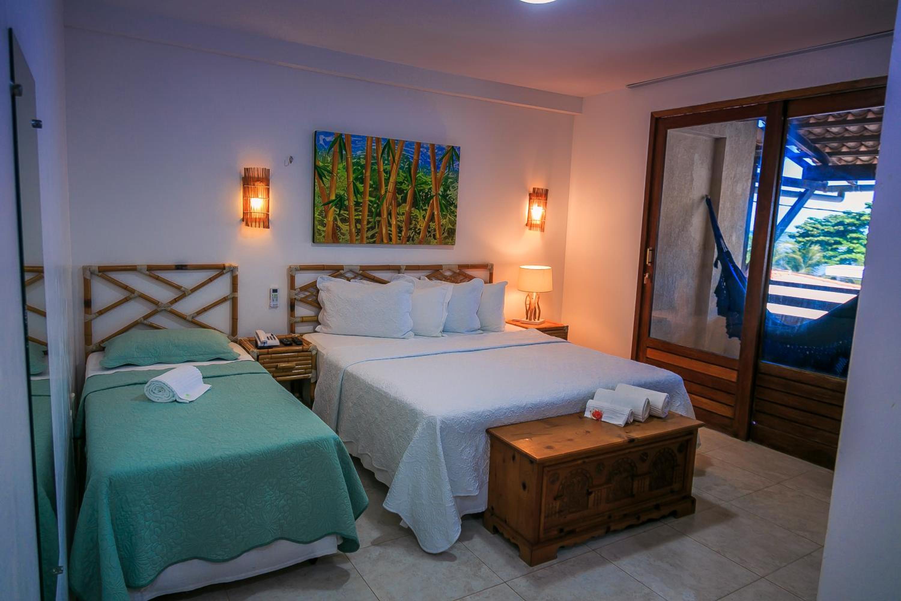 Double Room with Balcony (2 Adults + 1 Child) photo 2