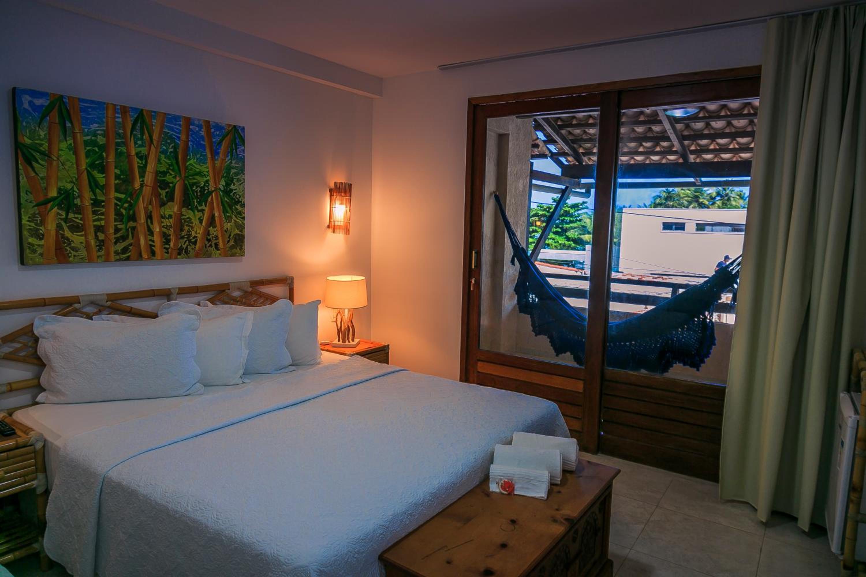 Double Room with Balcony (2 Adults + 1 Child) photo 1