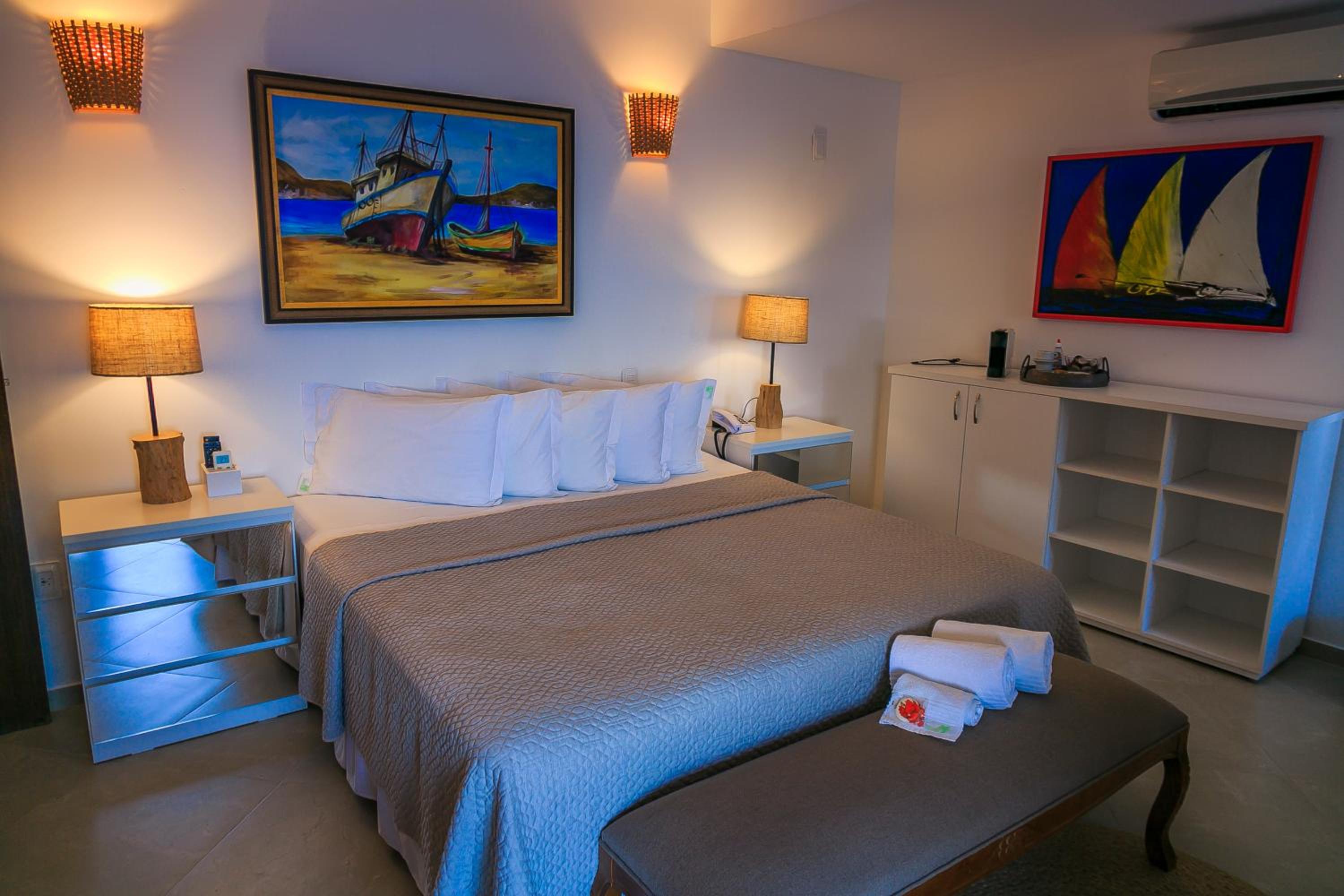 Deluxe Suite with Sea View photo 3