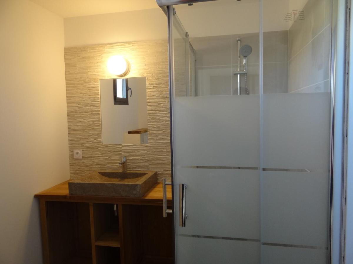 Two-Bedroom House photo 3