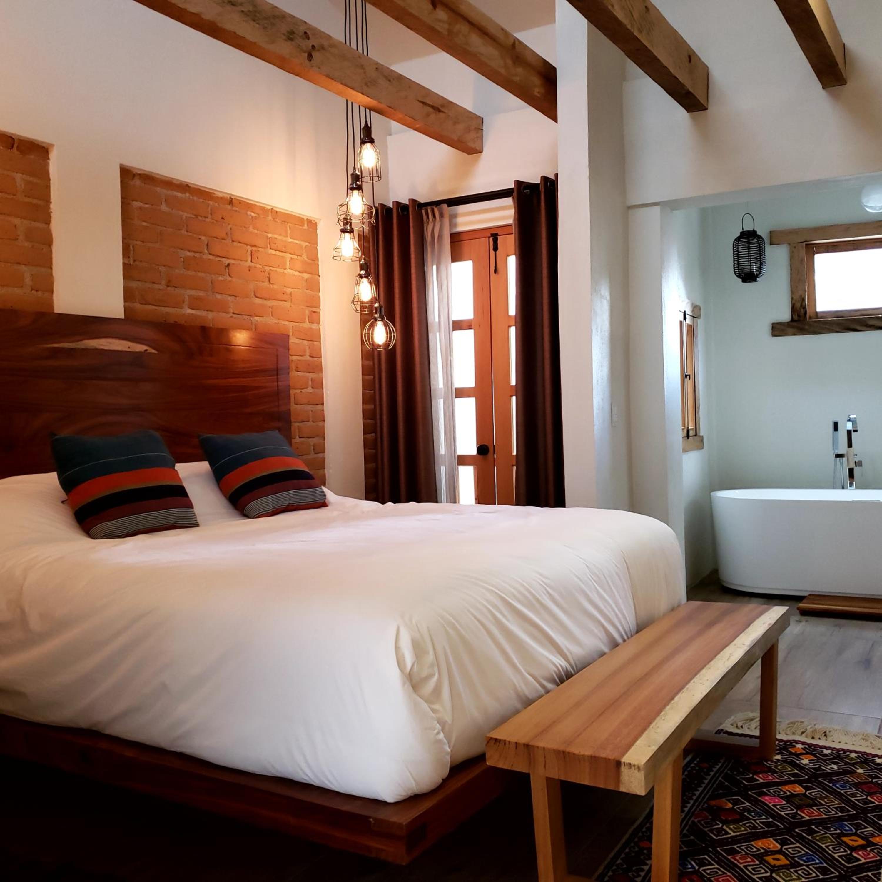 King Suite with Spa Bath