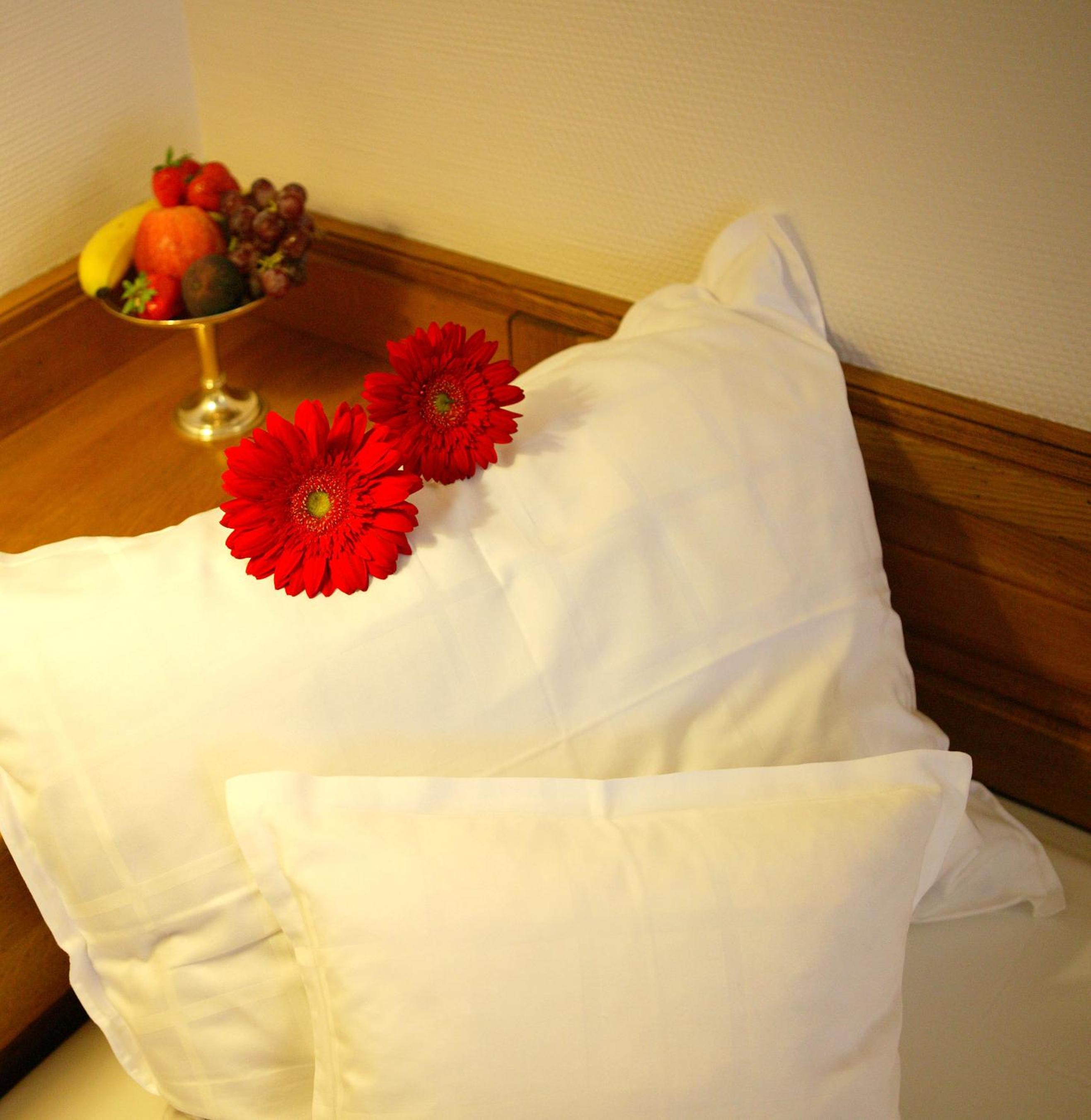 One-Bedroom Suite photo 2