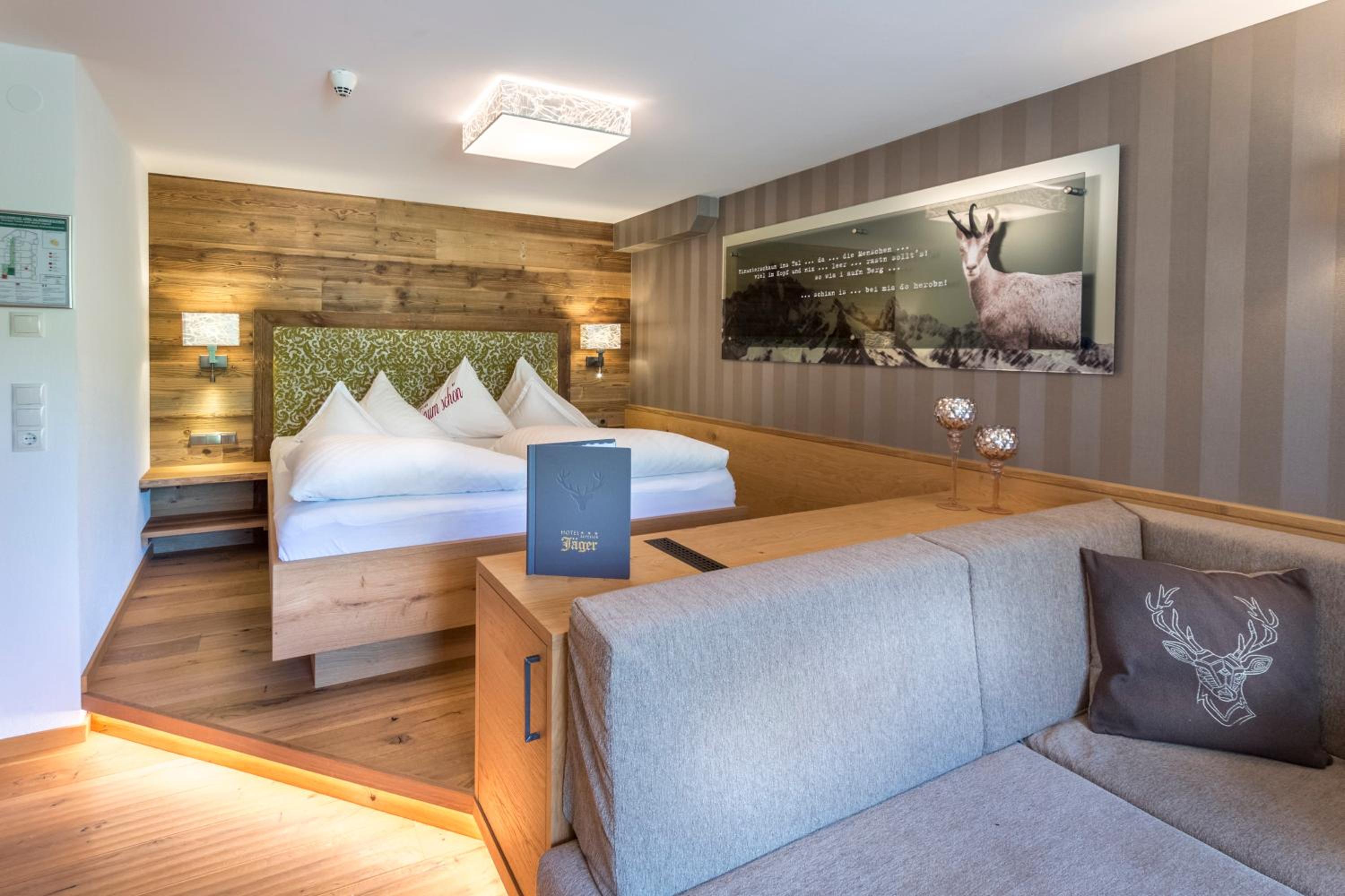 Deluxe Double Room with Balcony or Terrace photo 2