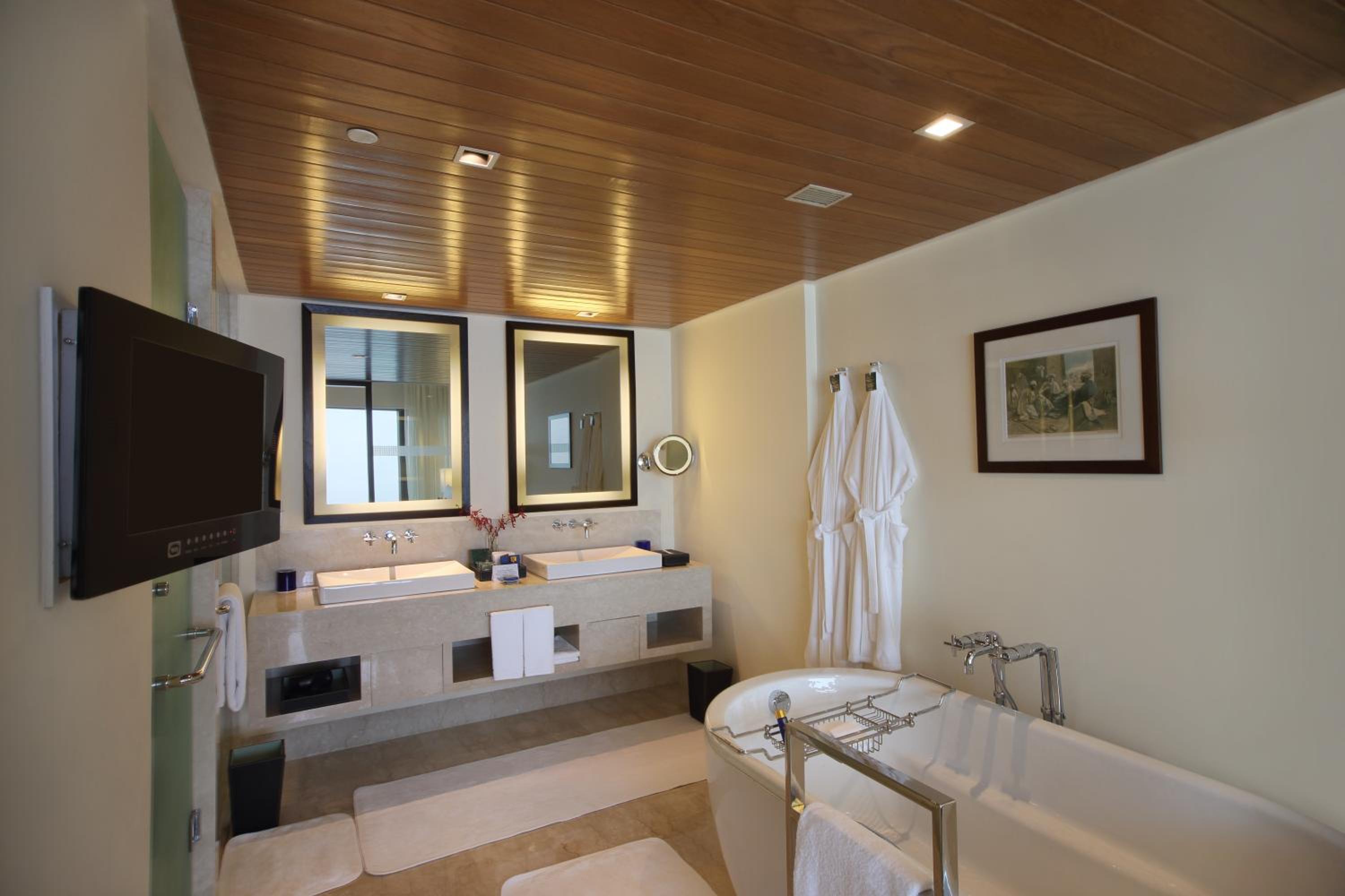 Premier Ocean View Suite  - Photo 6