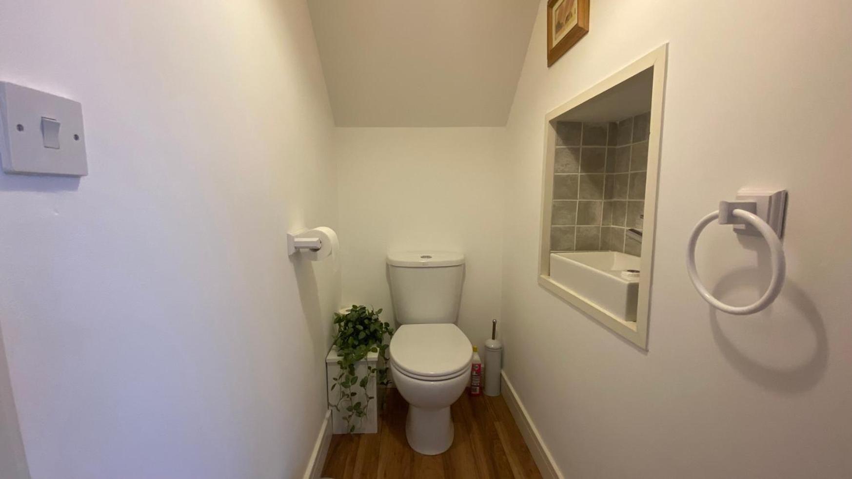 Two-Bedroom House - Photo 6