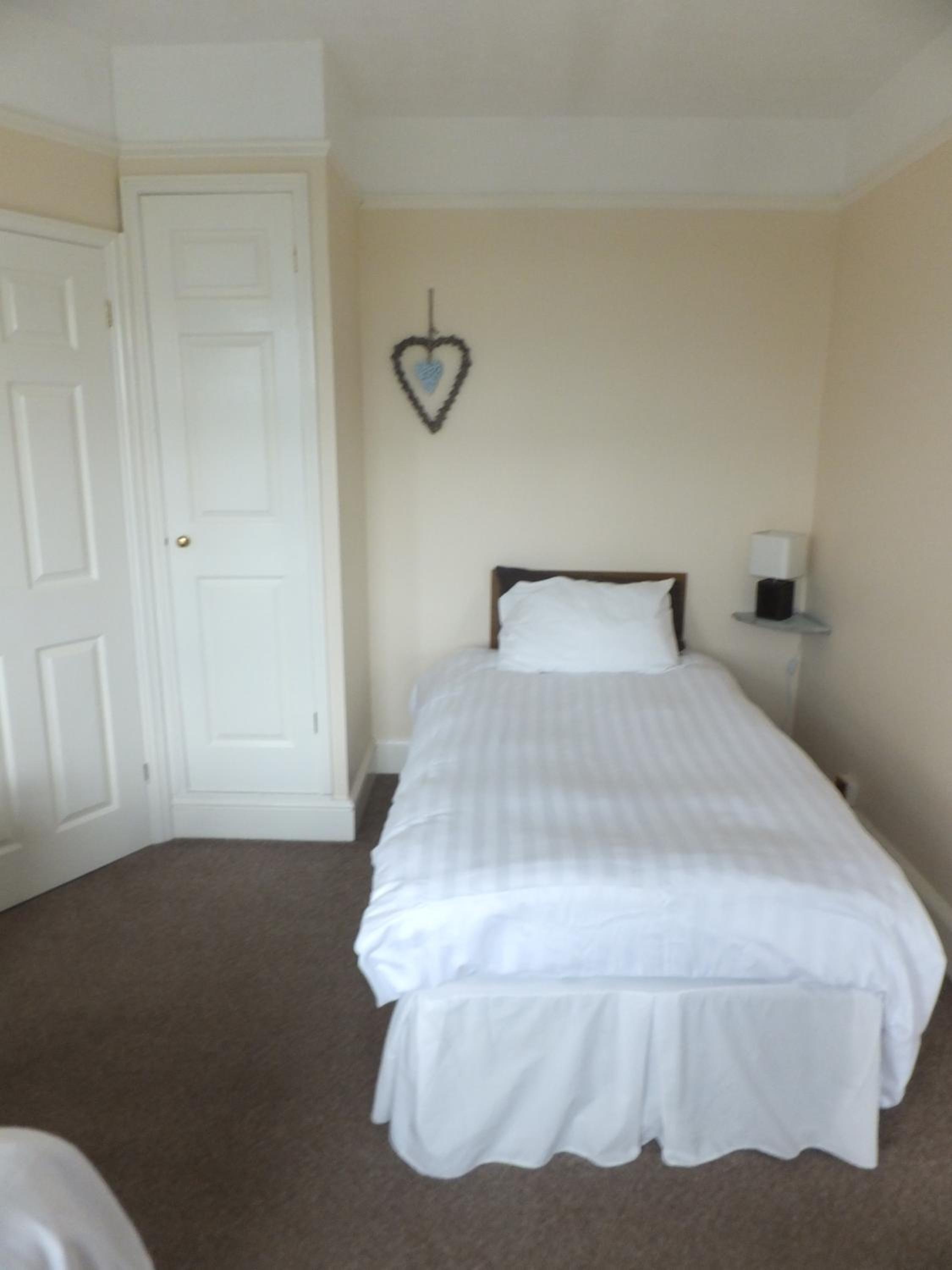Superior Ground Floor Room - Photo 3