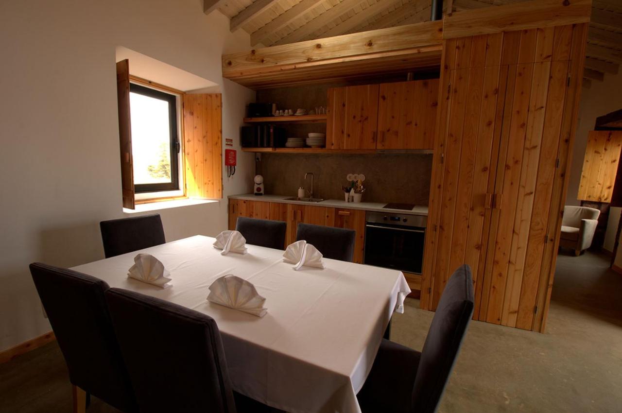 Two-Bedroom Apartment - Photo 11