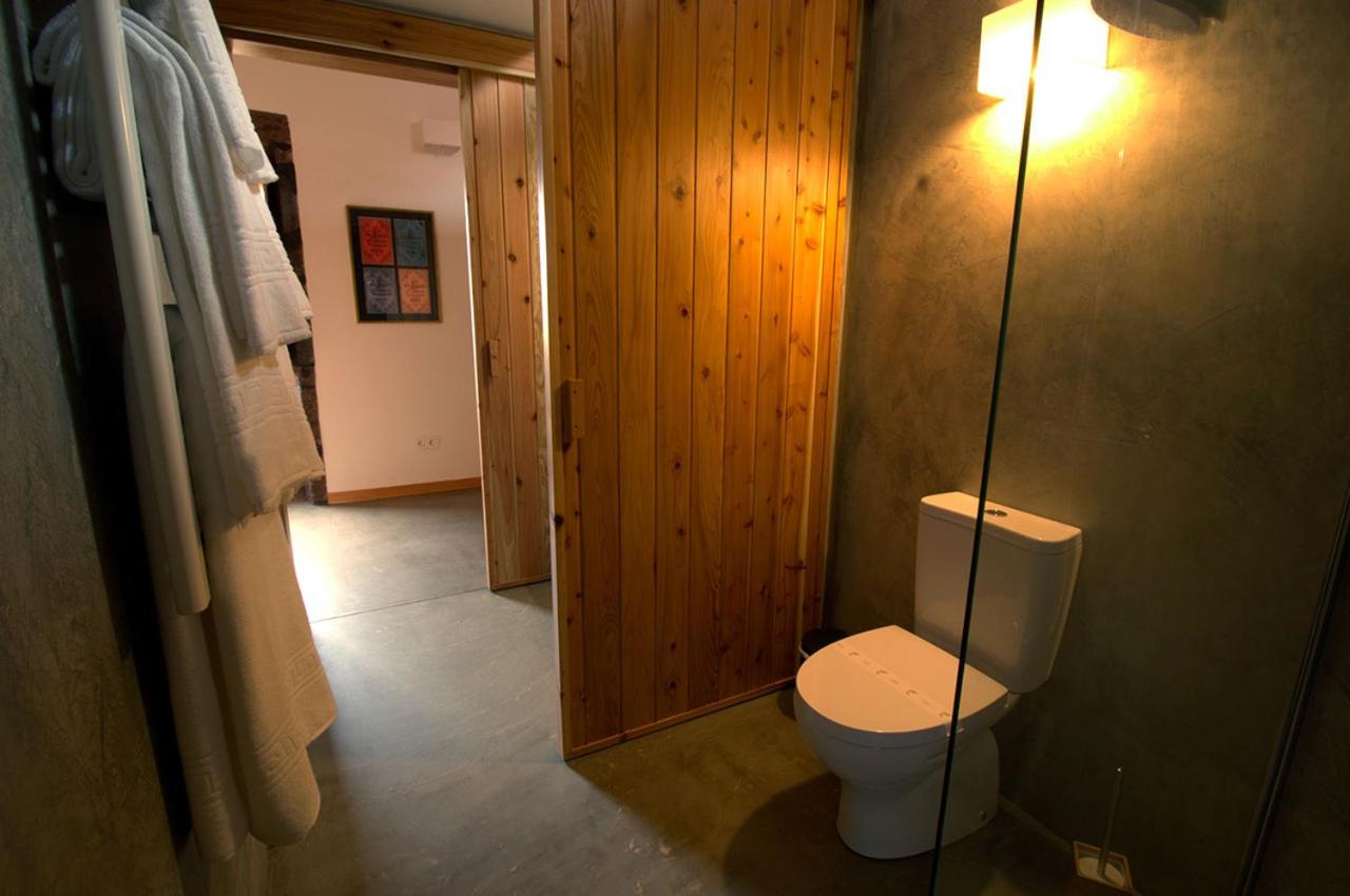 Two-Bedroom Apartment - Photo 17