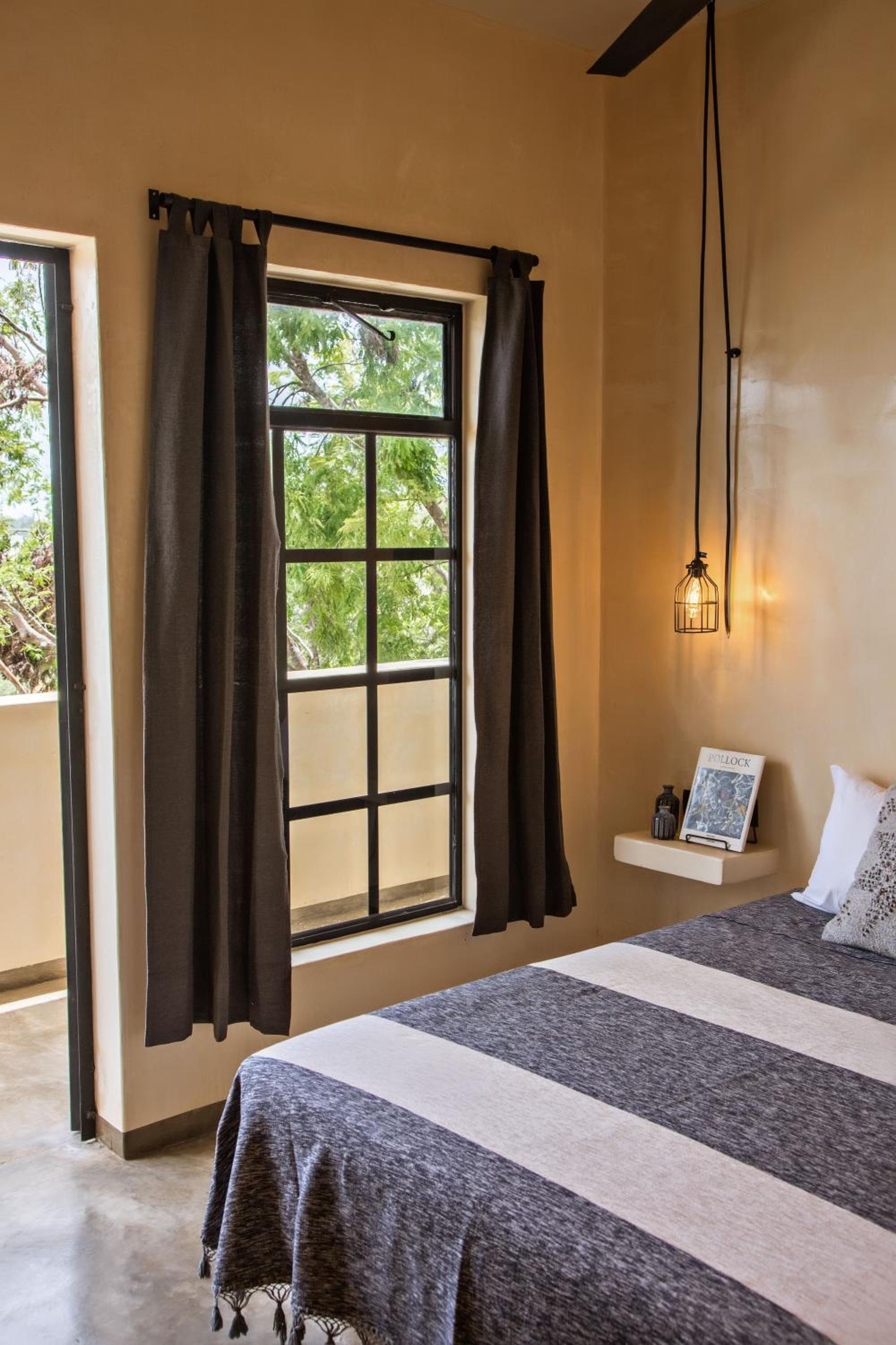 Suite with Garden View - Photo 4